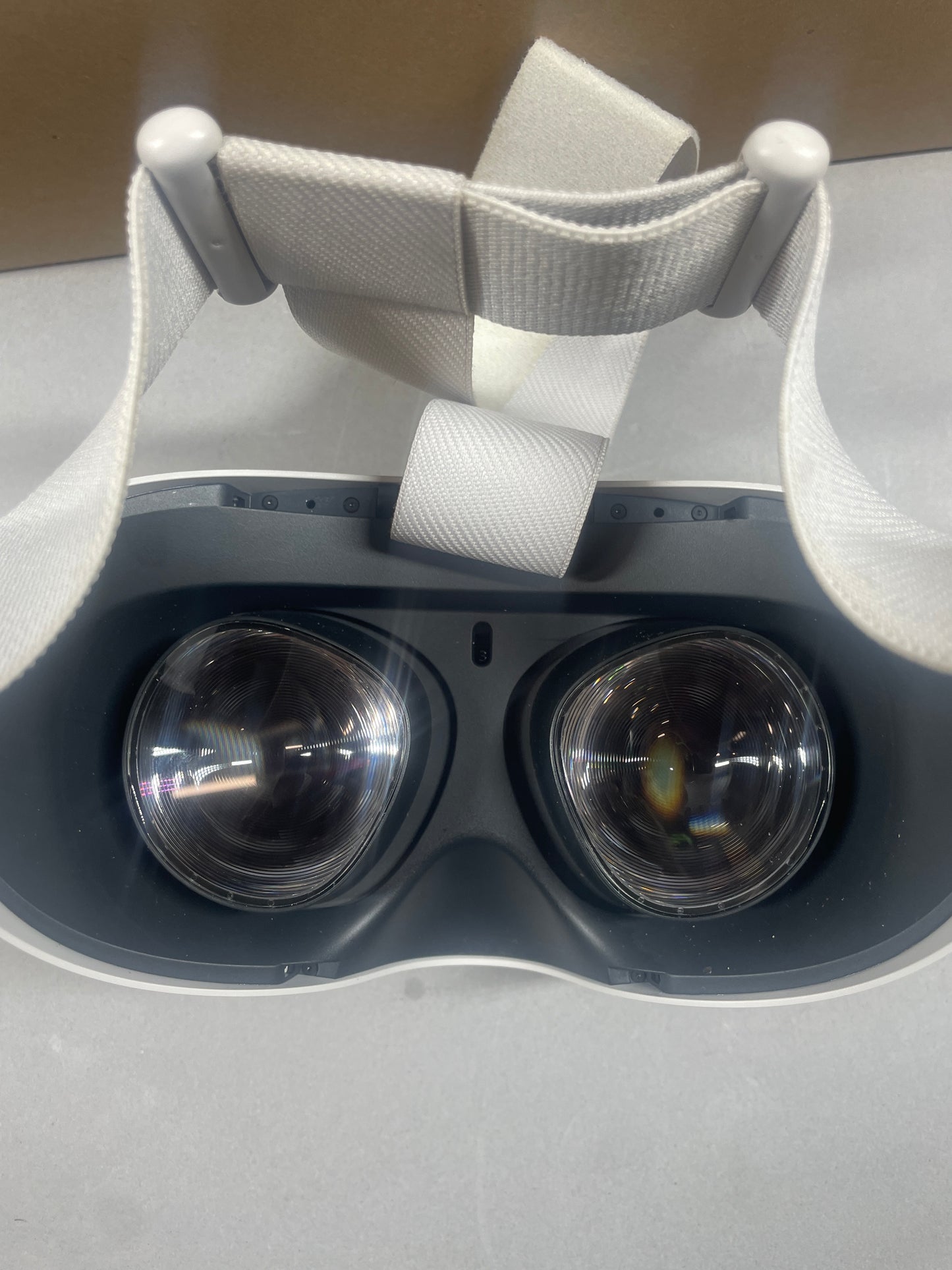 Oculus Quest 2 128GB Virtual Reality Headset KW49CM