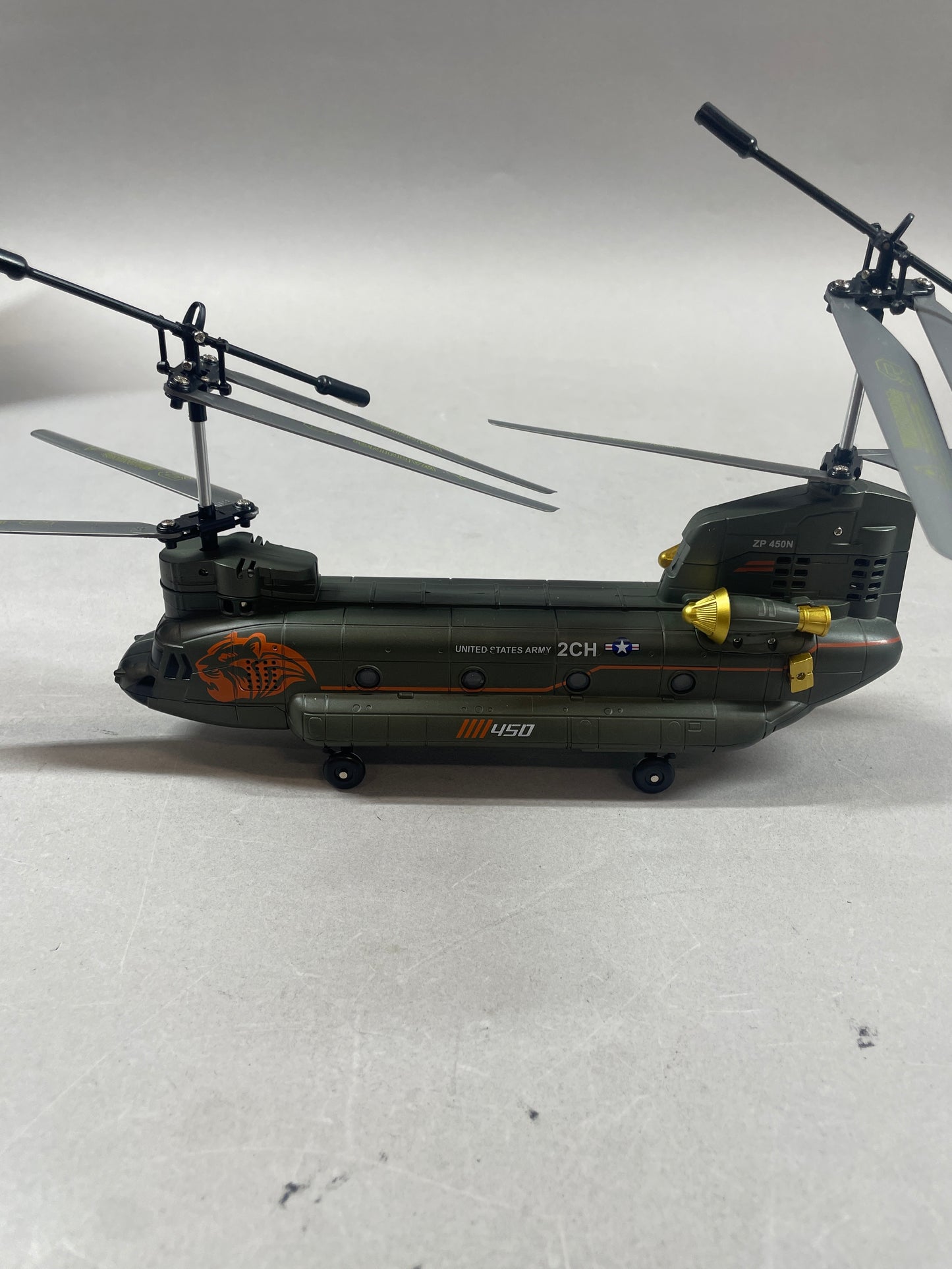 Chinook XK5 Model Drone