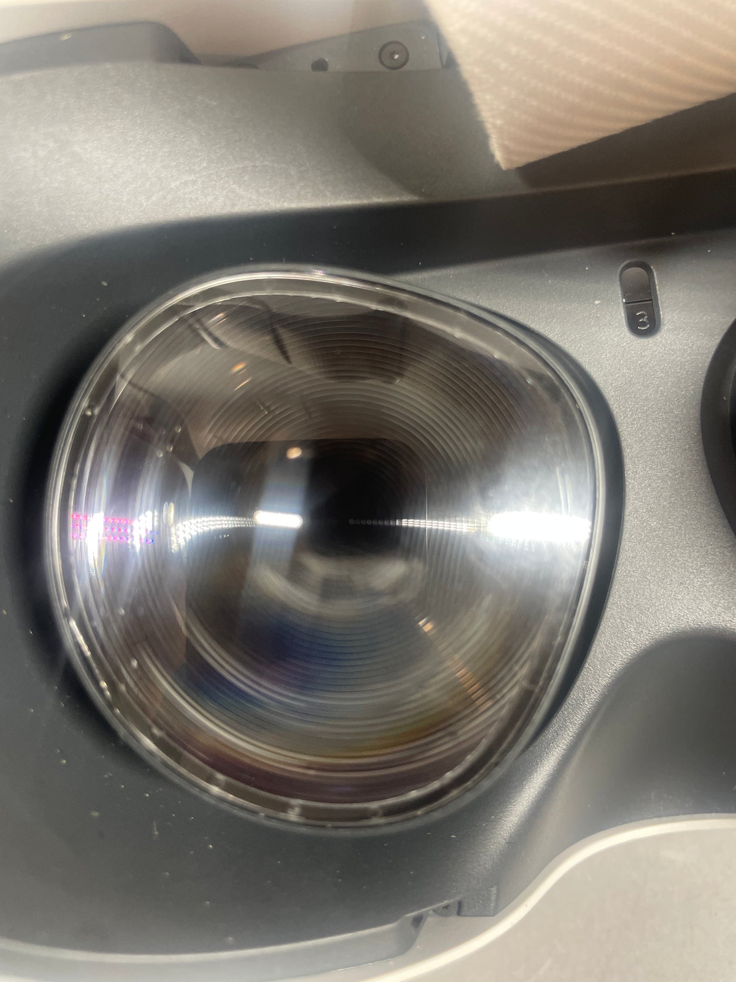 Oculus Quest 2 128GB Virtual Reality Headset KW49CM