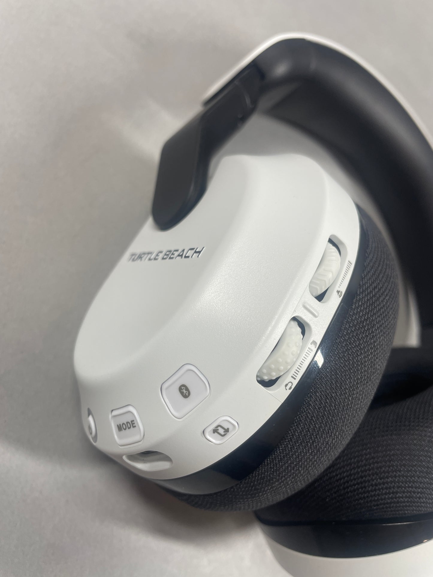 Turtle Beach Stealth 600 Gen 3 Gaming Headset White