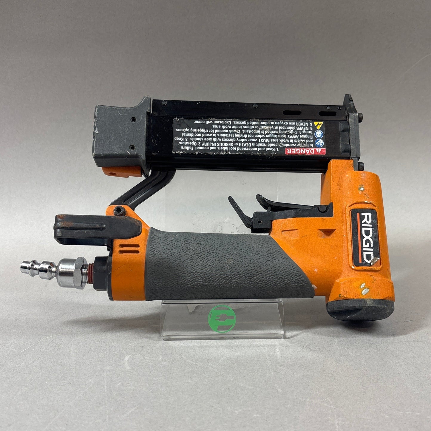 Ridgid R138HPA Headless Pinner