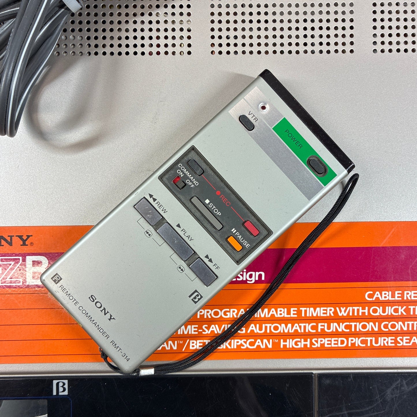 Sony SL-30 VCR Player TESTED