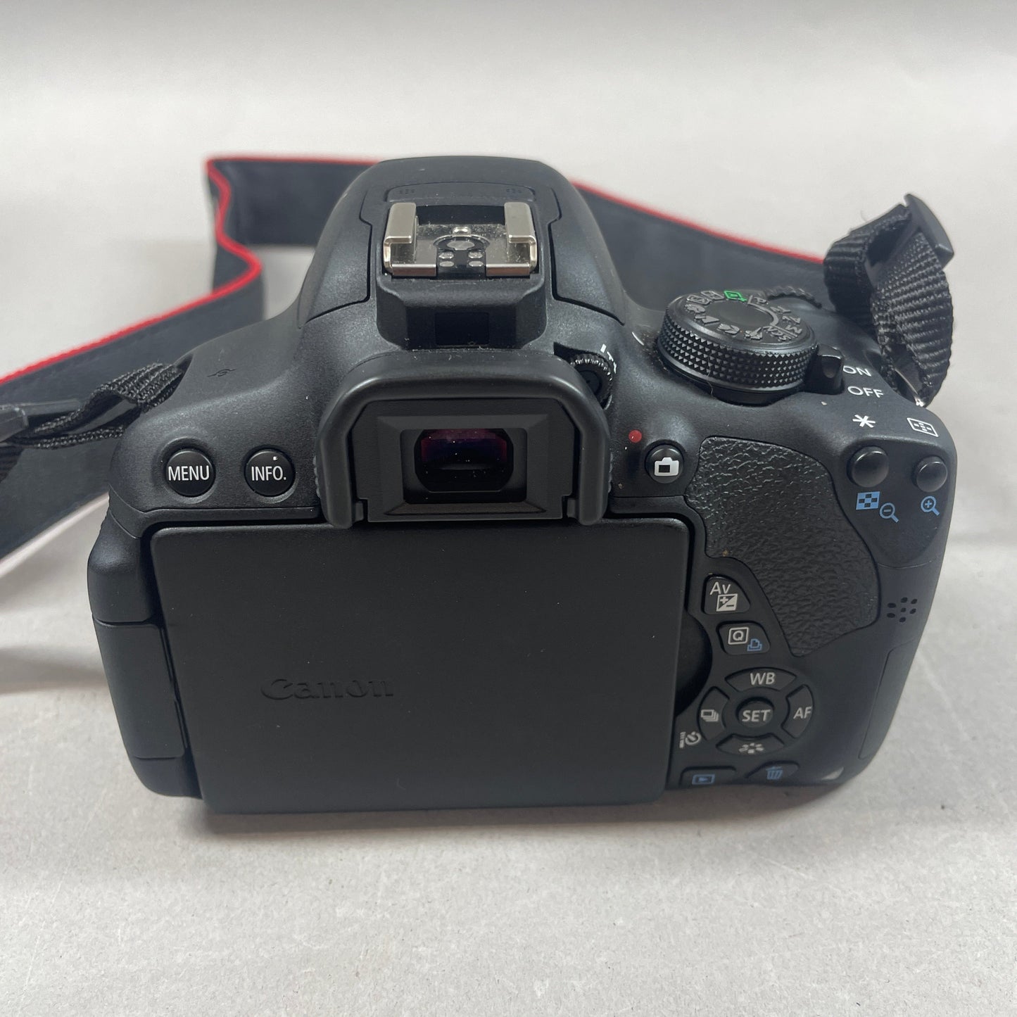 Canon EOS Rebel T5i 18.0MP Digital SLR DSLR Camera