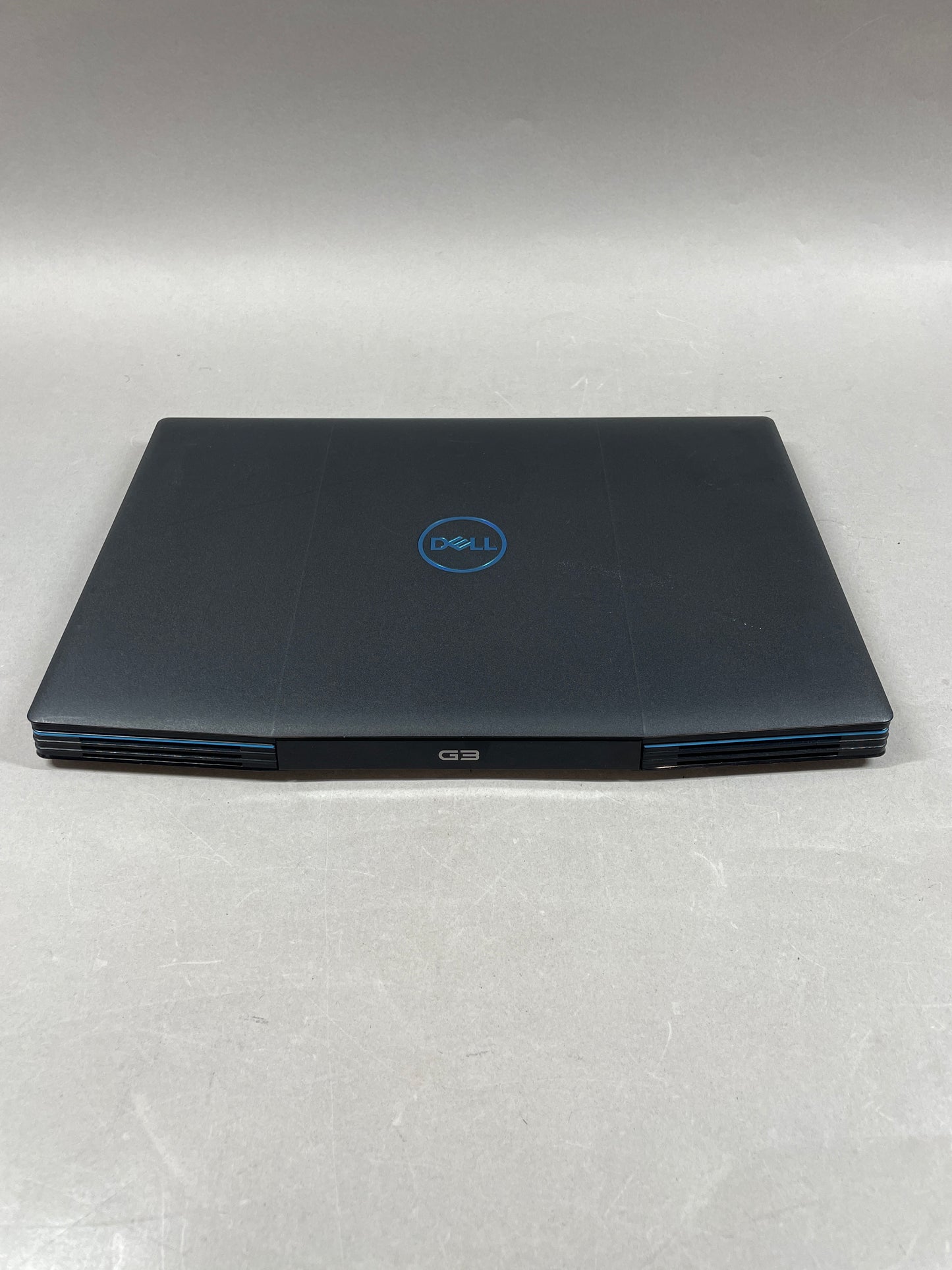 Dell G3 15 13 7390 2-IN-1 i5--10300H 8GB RAM 256GB GeForce GTX 1650 Ti