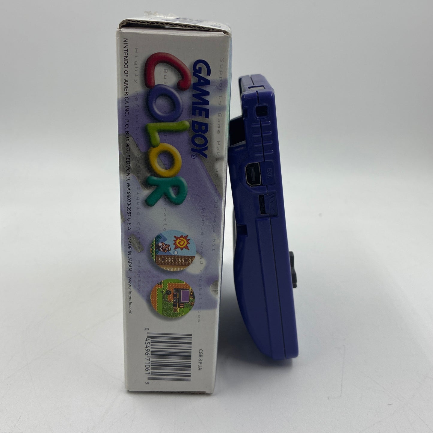 Nintendo Game Boy Color CGB-001 Grape W/ Original Box & Game Light