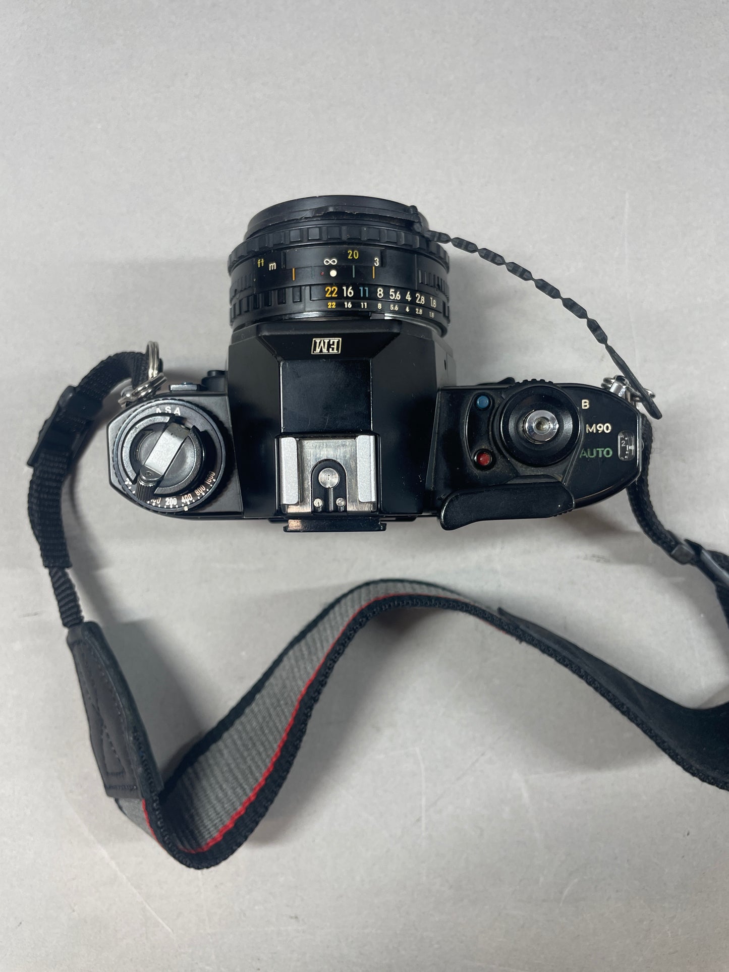 Nikon EM