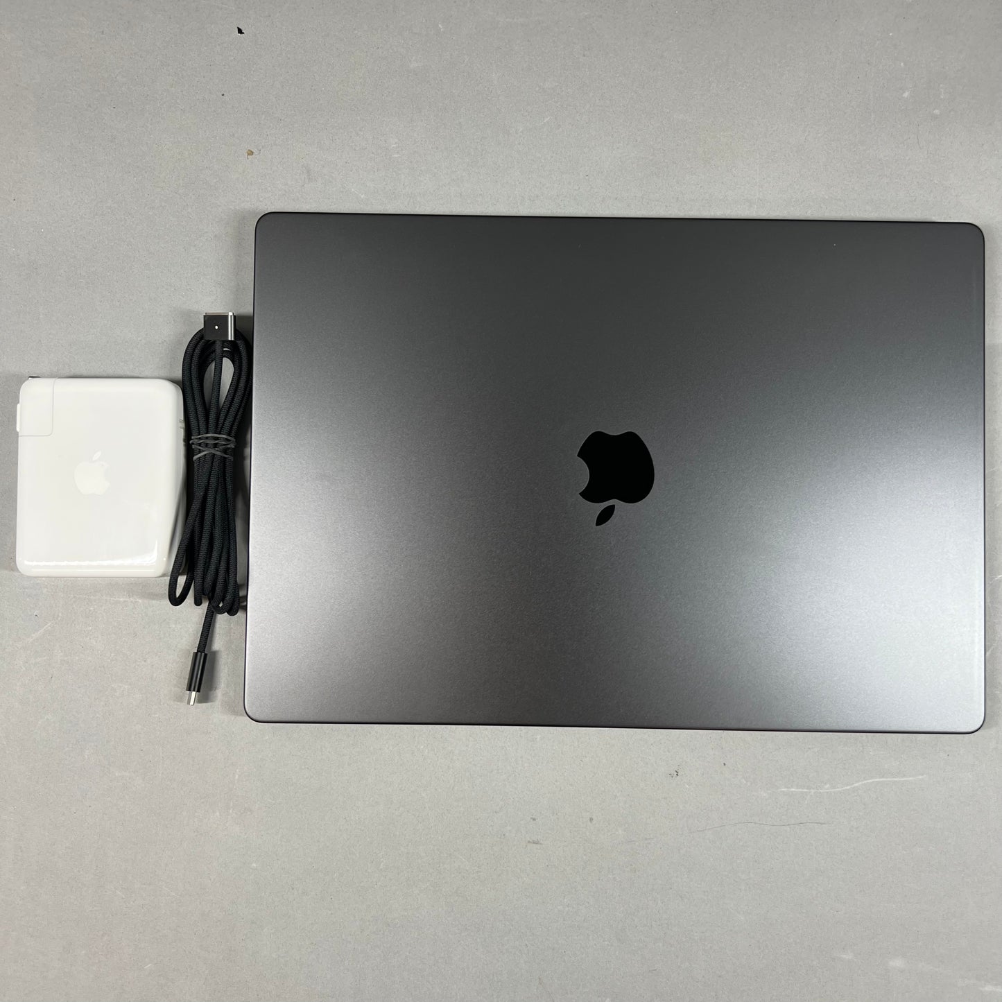 2023 Apple MacBook Pro 16" M3 Pro 18C GPU 4.0GHz 36GB RAM 512GB SSD A2991
