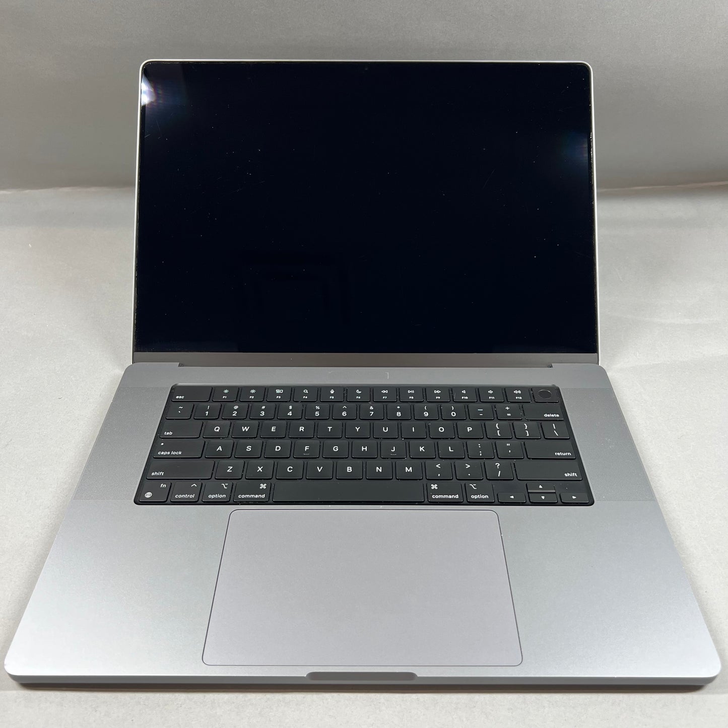 2021 Apple MacBook Pro 16" M1 Pro 16C GPU 3.2GHz 16GB RAM 1TB SSD A2485