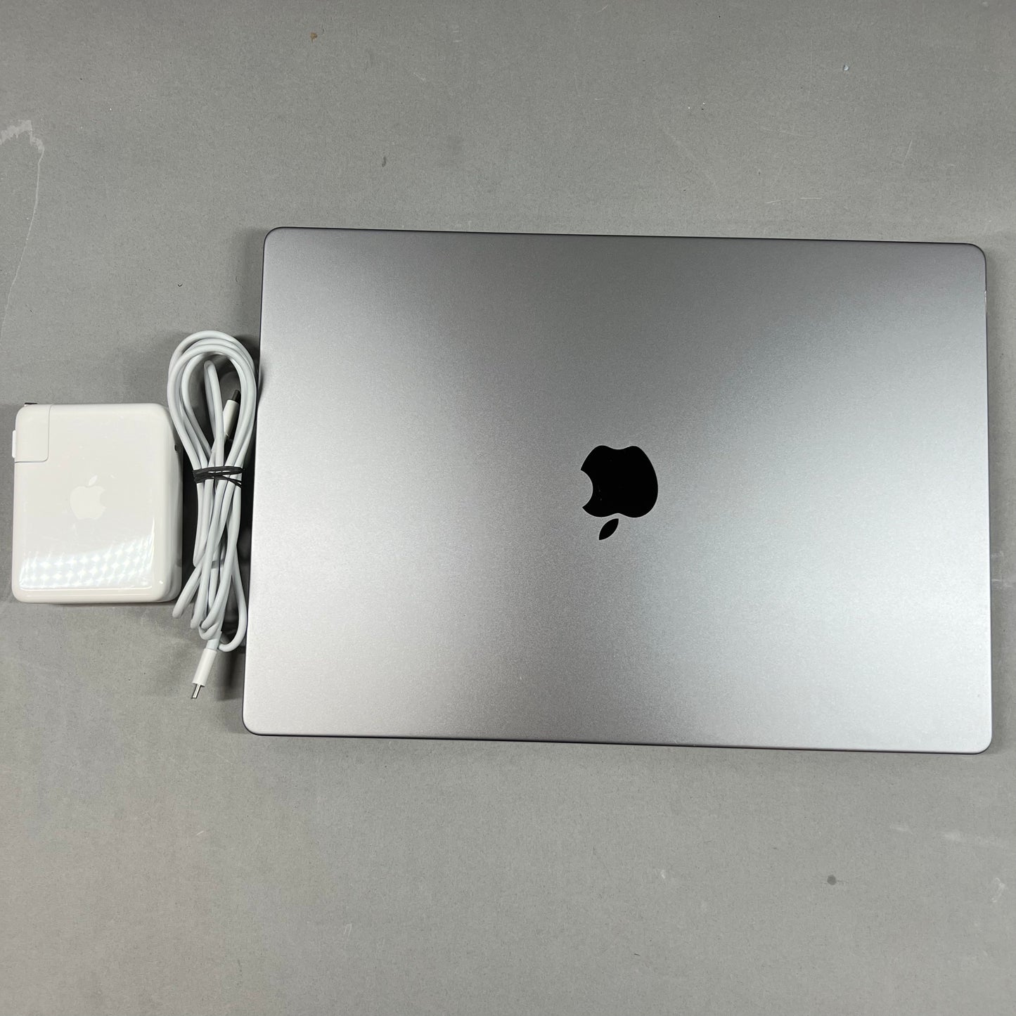 2021 Apple MacBook Pro 16" M1 Pro 16C GPU 3.2GHz 16GB RAM 1TB SSD A2485