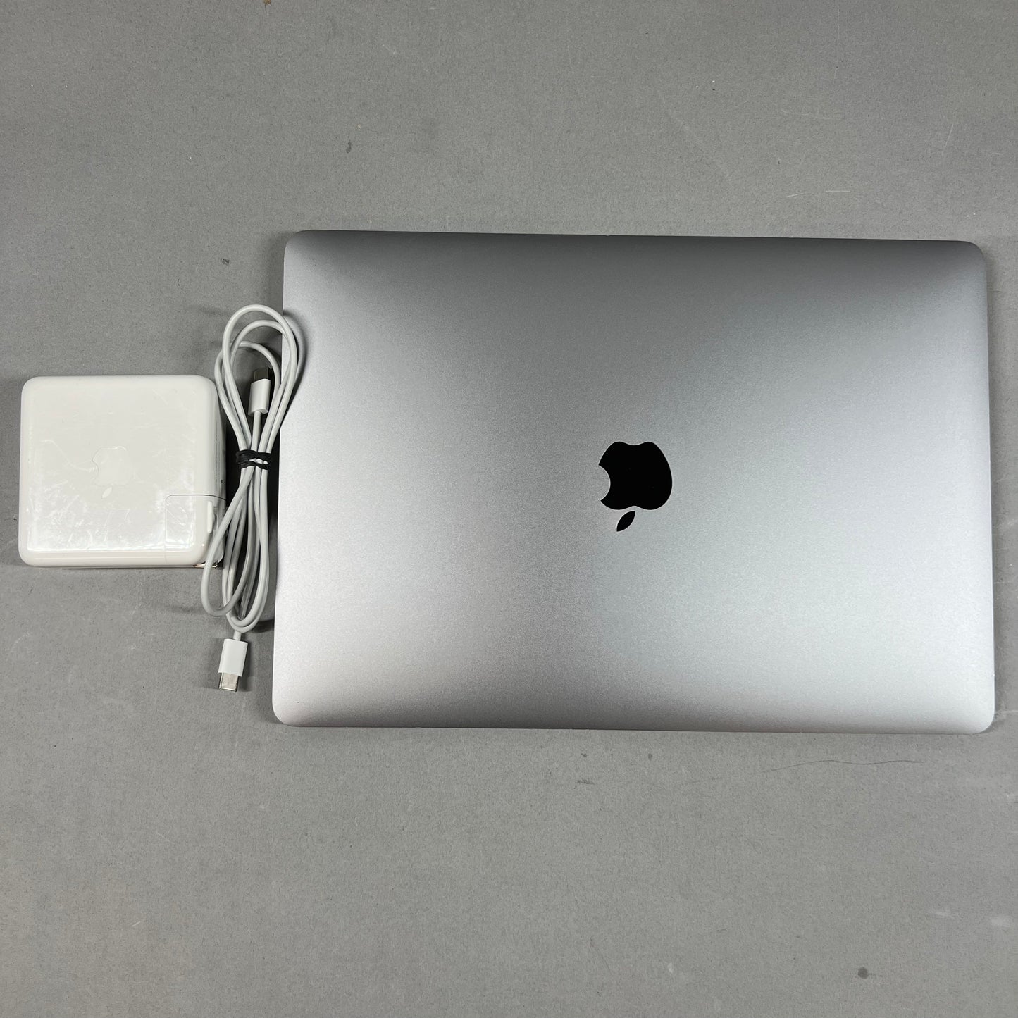 2019 Apple MacBook Air 13.3" i5 1.4GHz 8GB RAM 128GB SSD Silver A2159