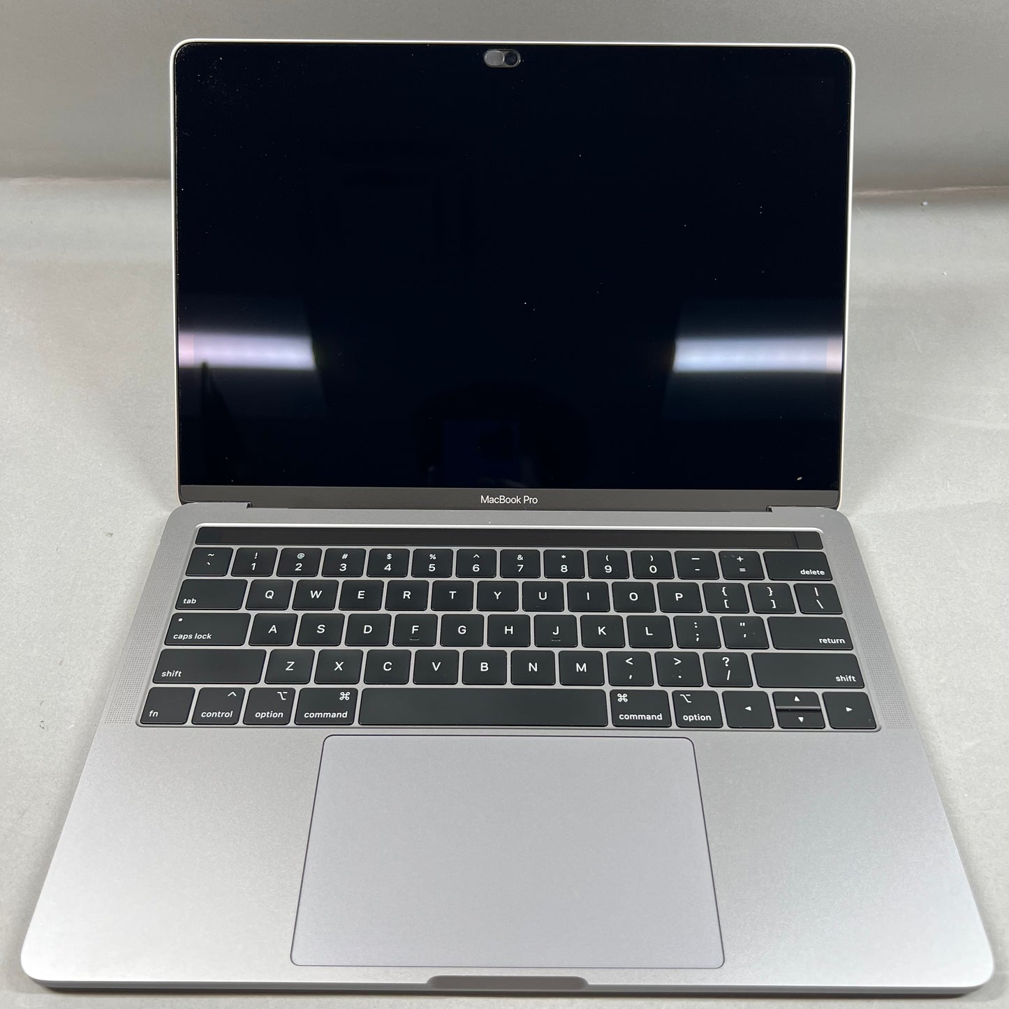 2019 Apple MacBook Air 13.3" i5 1.4GHz 8GB RAM 128GB SSD Silver A2159