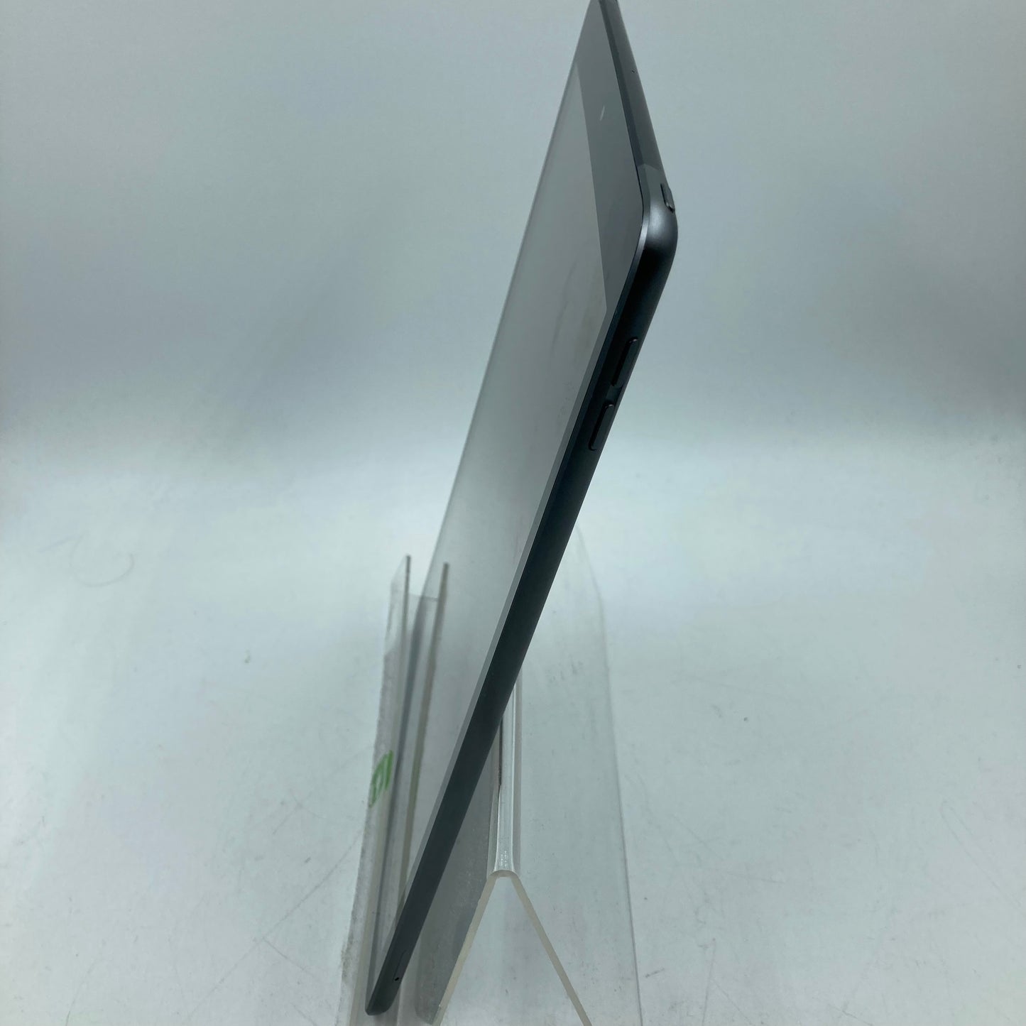 WiFi Only Apple iPad 9th Gen 64GB Space Gray MK663LL/A