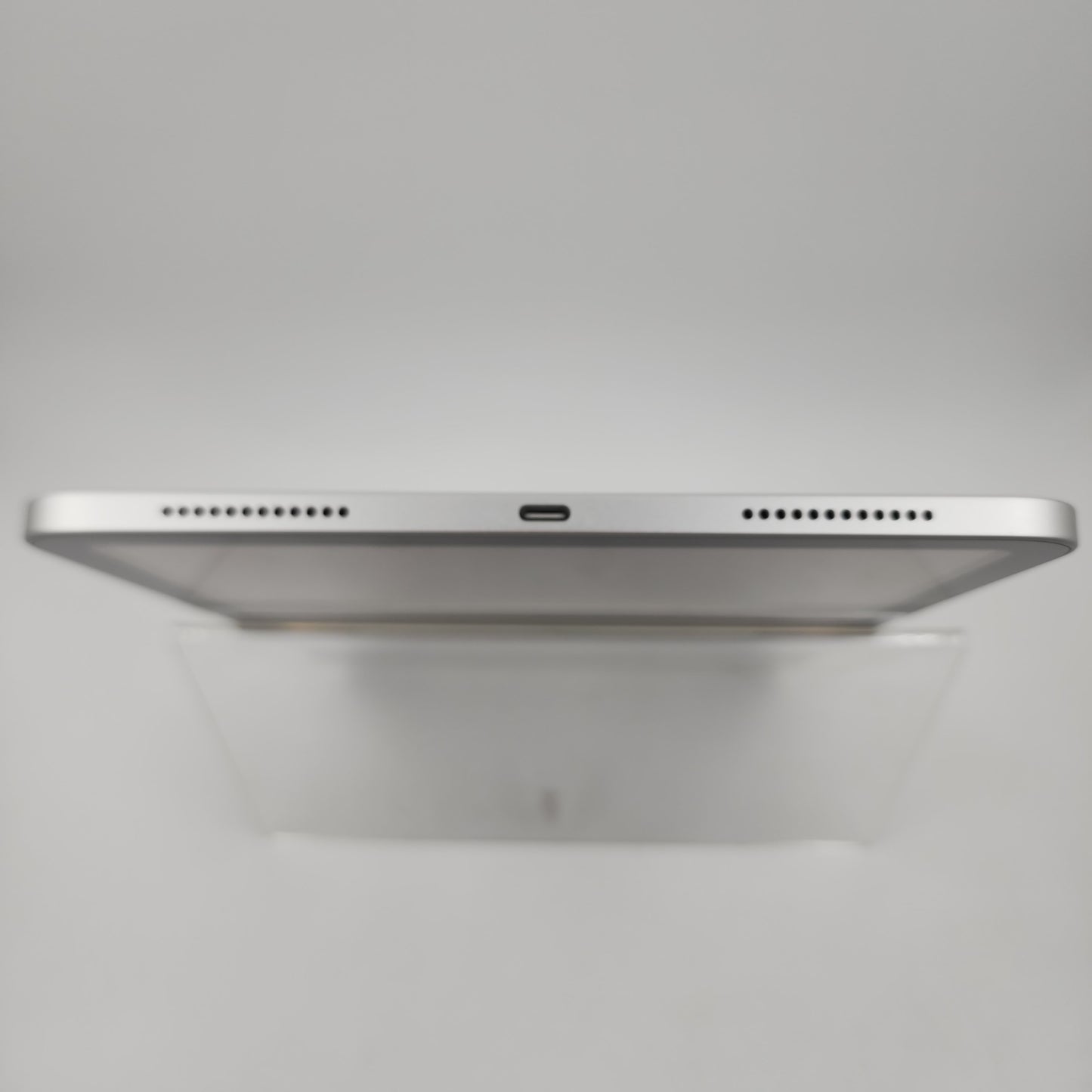 WiFi Only Apple iPad 11" (A16) 128GB Silver MD3Y4LL/A