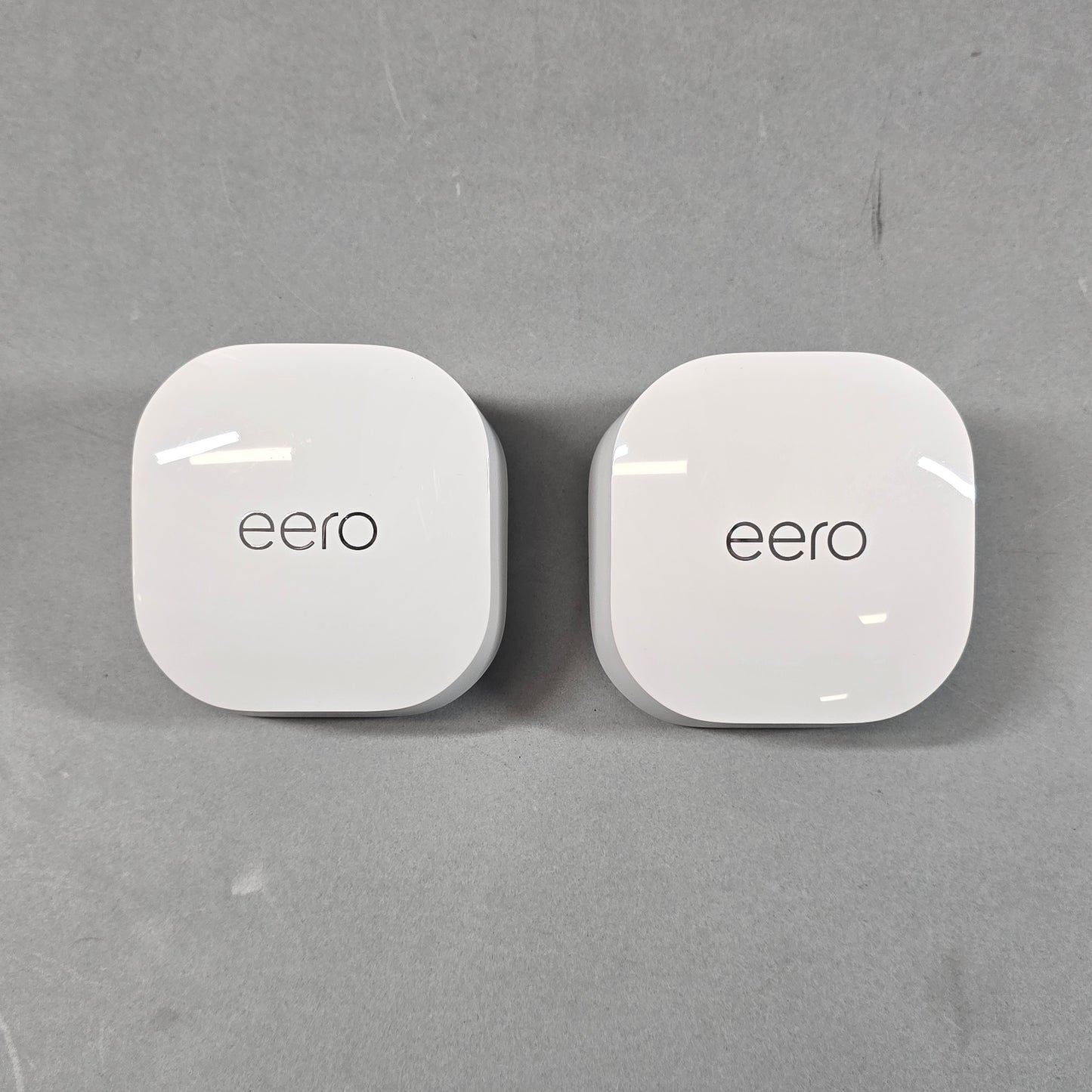 eero 6+ Dual Band R010211 Mesh WiFi Router
