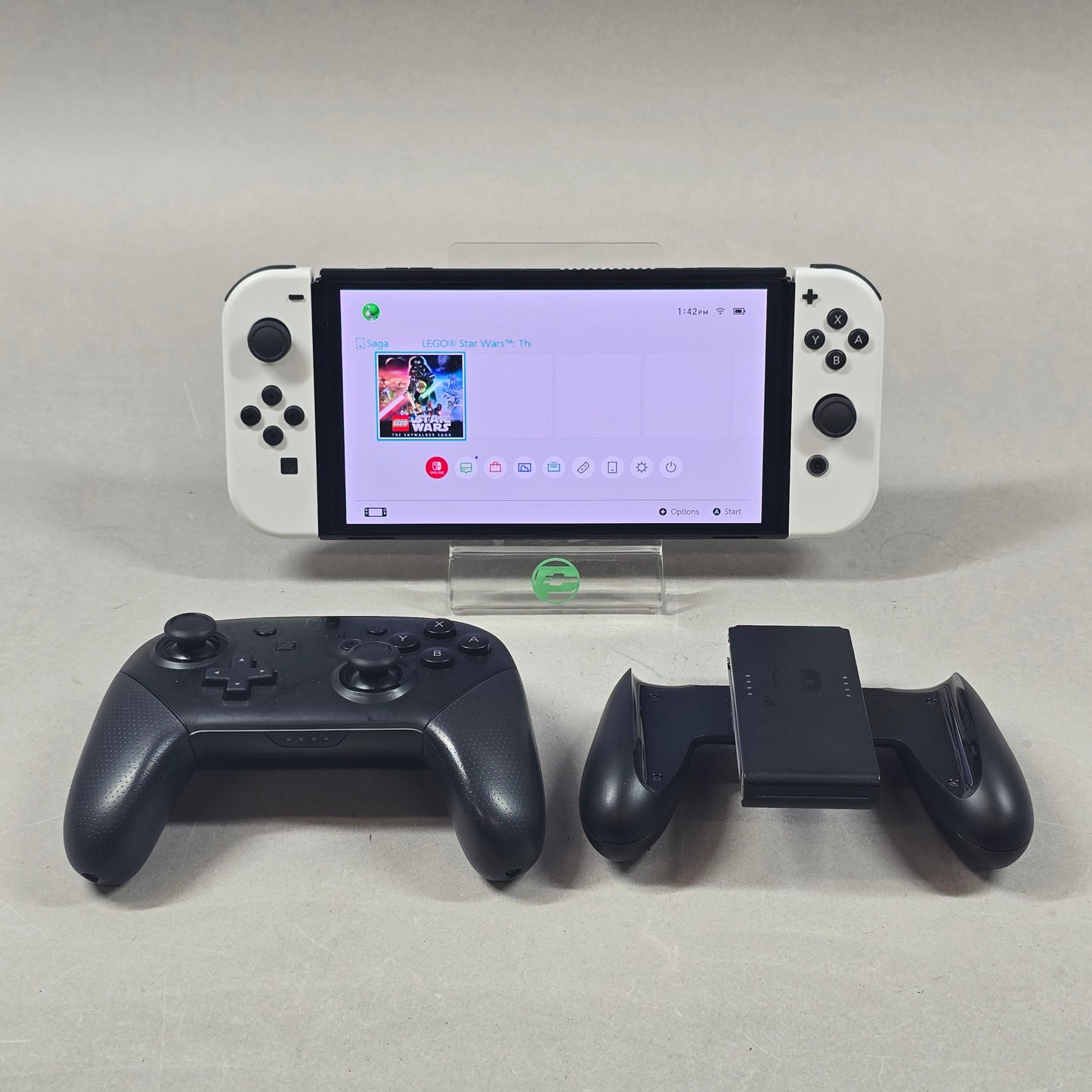 Nintendo Switch OLED Video Game Console HEG-001 Black/White