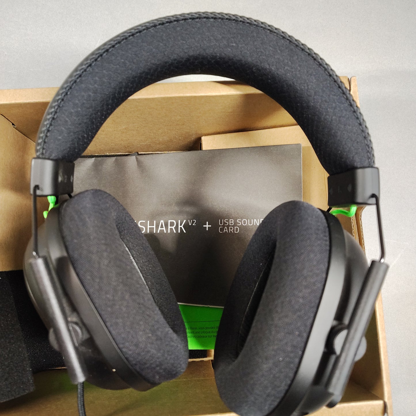 Razer Blackshark Noise-Cancelling Gaming Headset Black/Green HN2044D13319338