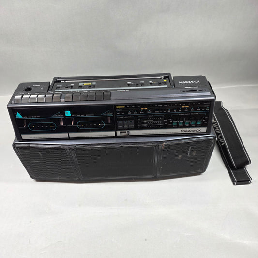 Magnavox D8300 Boombox