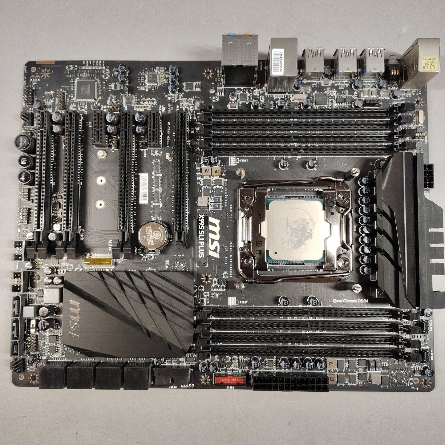 Bundle MSi X99S SLI PLUS LGA, 32GBS Ram(8 total) XPG ADATA,CPU I7-5820K