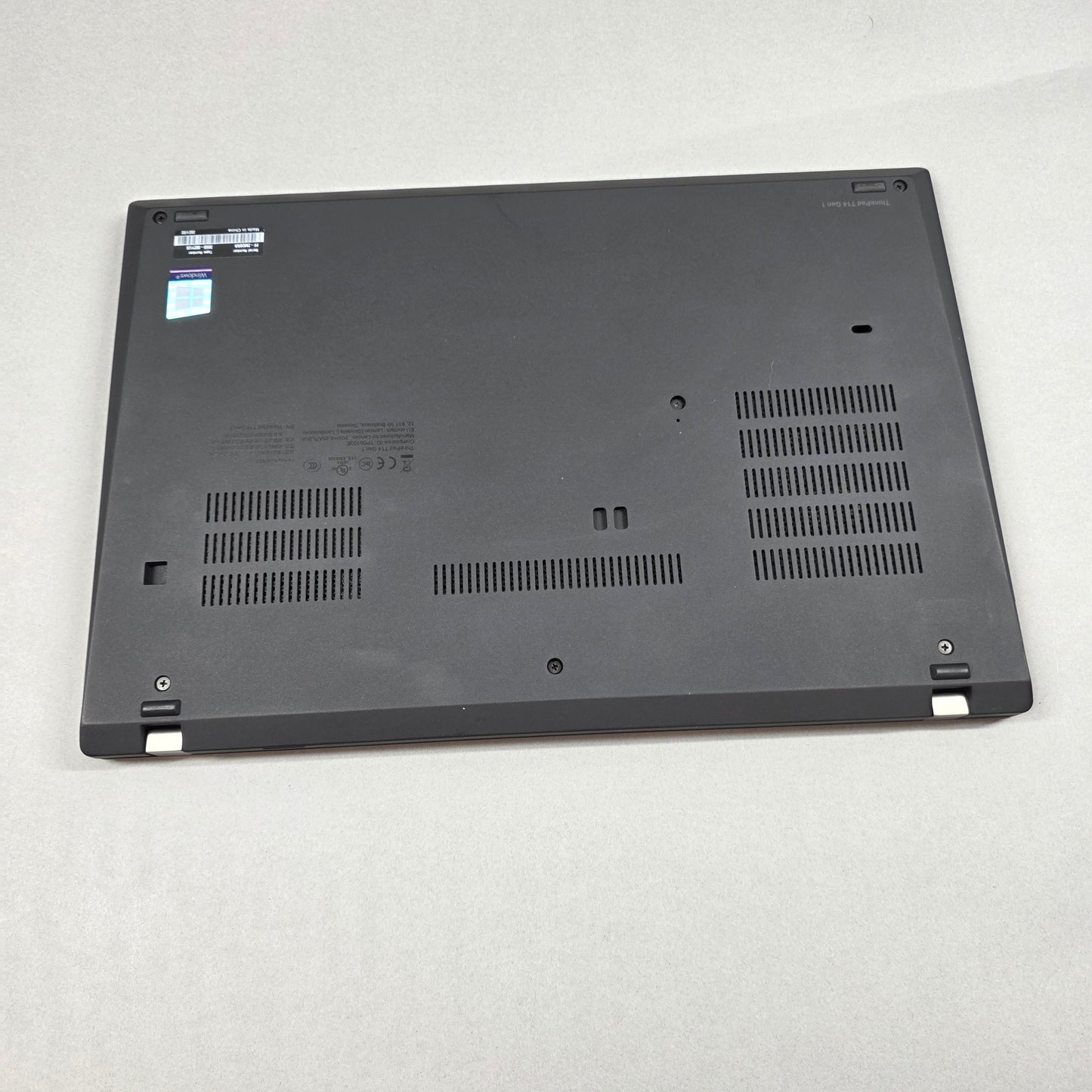 Lenovo ThinkPad T14 GEN 1 14" i7-10510OU 2.3GHz 16GB RAM 500GB SSD UHD Graphics