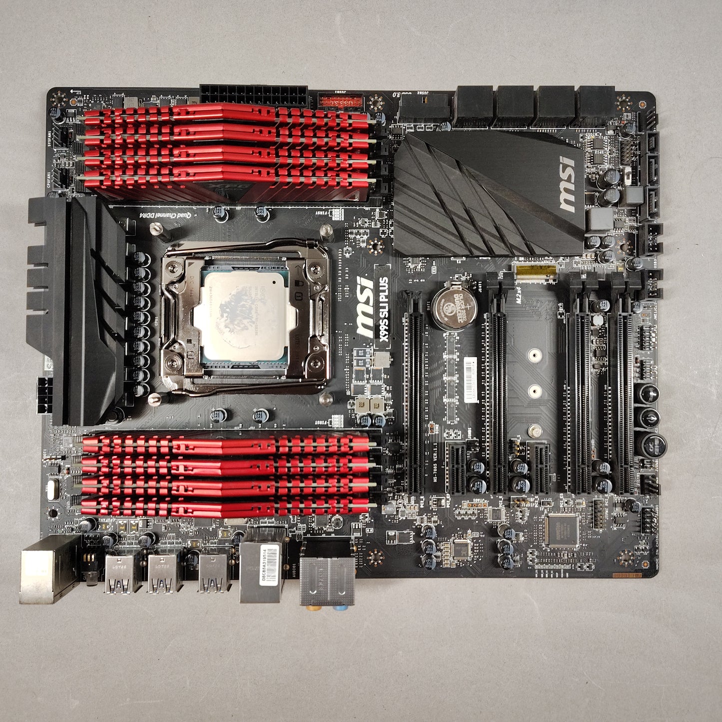 Bundle MSi X99S SLI PLUS LGA, 32GBS Ram(8 total) XPG ADATA,CPU I7-5820K