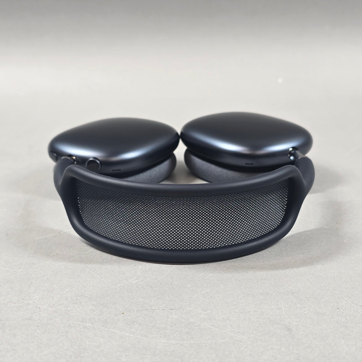 Apple AirPods Max Wireless Over-Ear Headphones MIDNIGHT MMW2V52W90
