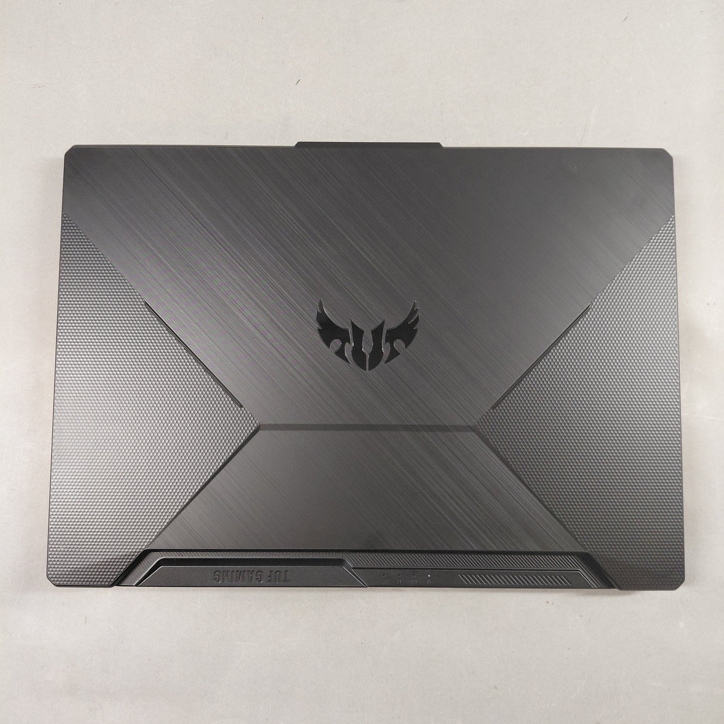 Asus Tuff Gaming F15 15.6" i5-10300H 2.2GHz 8GB RAM 500GB SSD GeForce GTX 1650