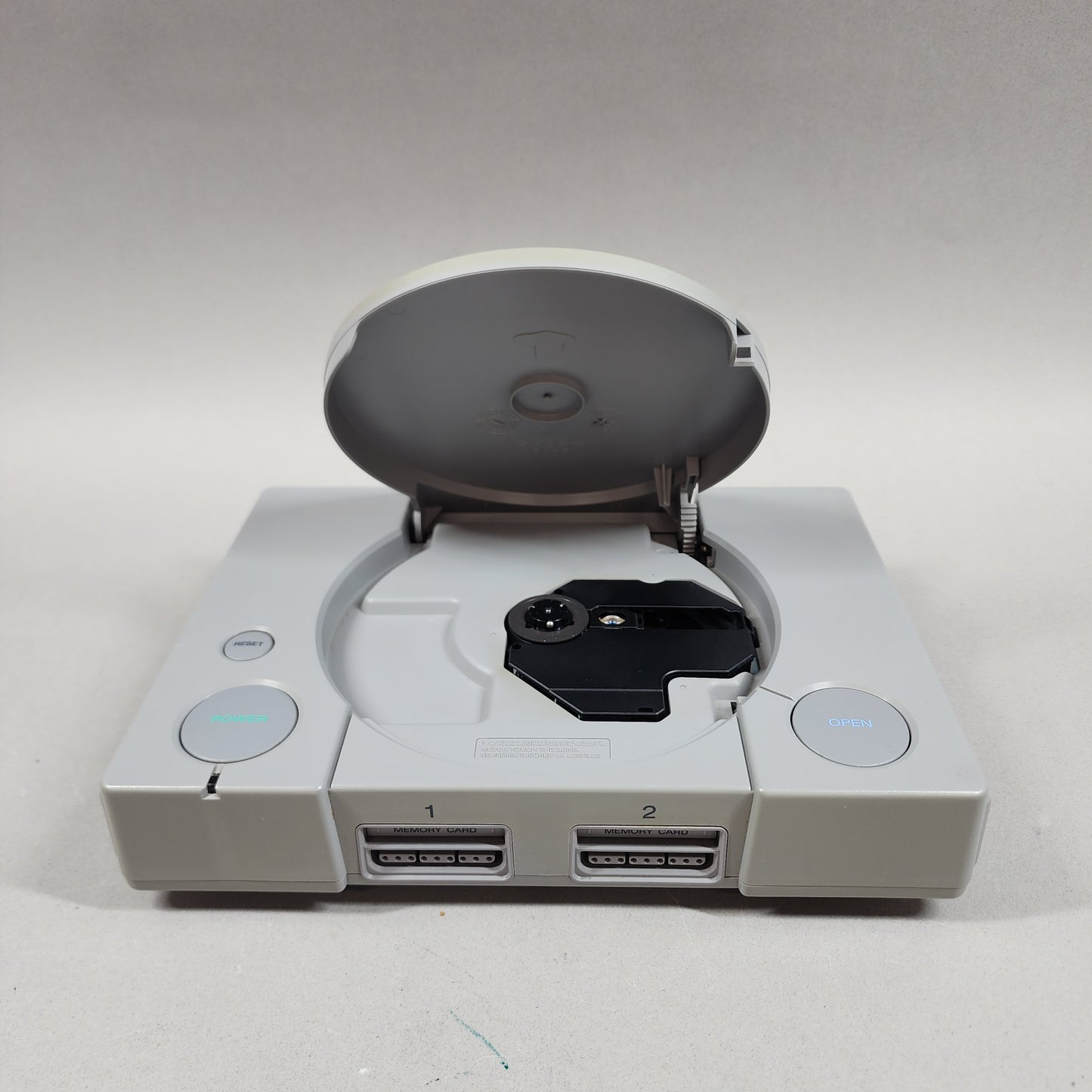 Sony PlayStation 1 PS1 Grey SCPH-5501 Two Controllers and 4 Games Bundle
