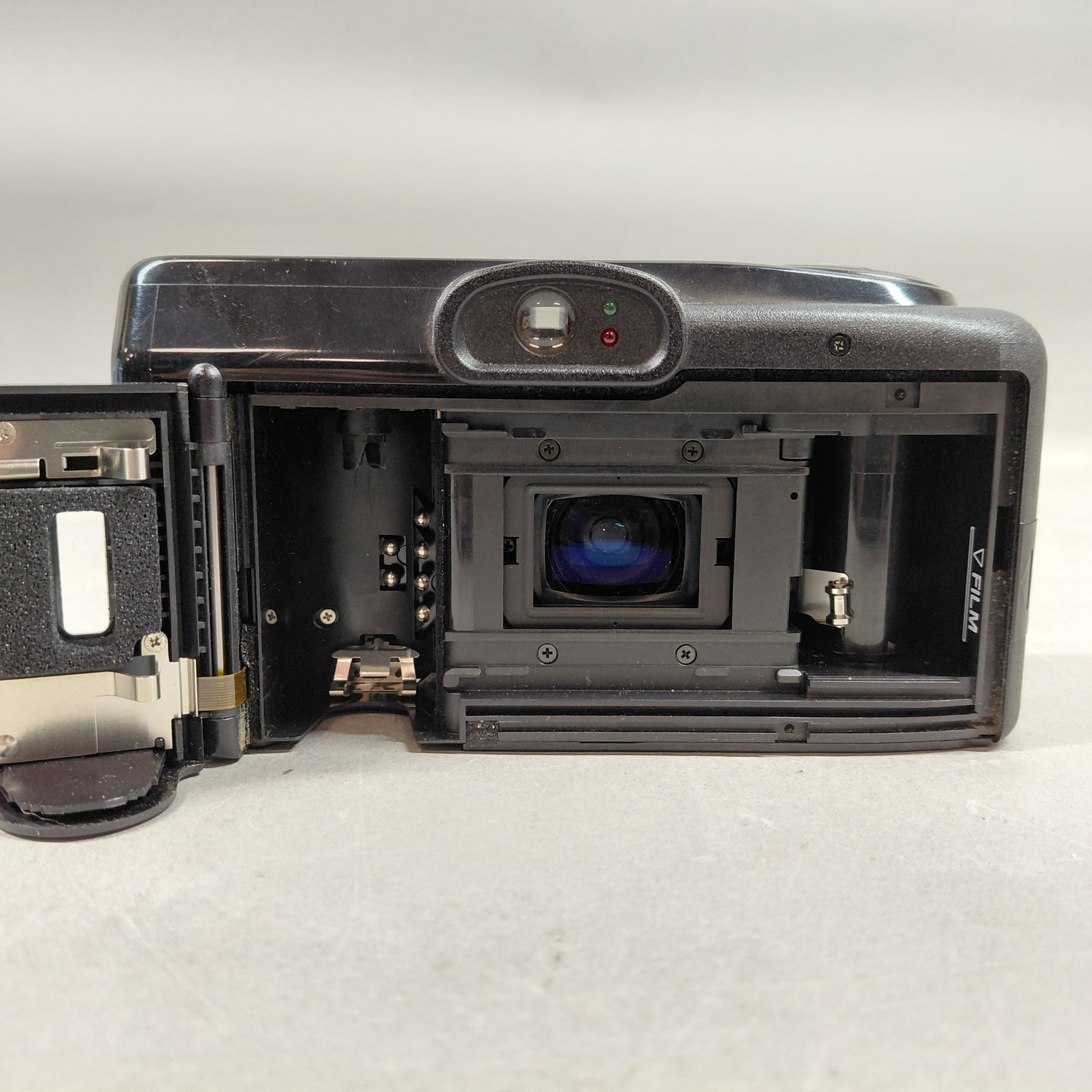 Canon Sure Shoot 35mm Point & Shoot Camera