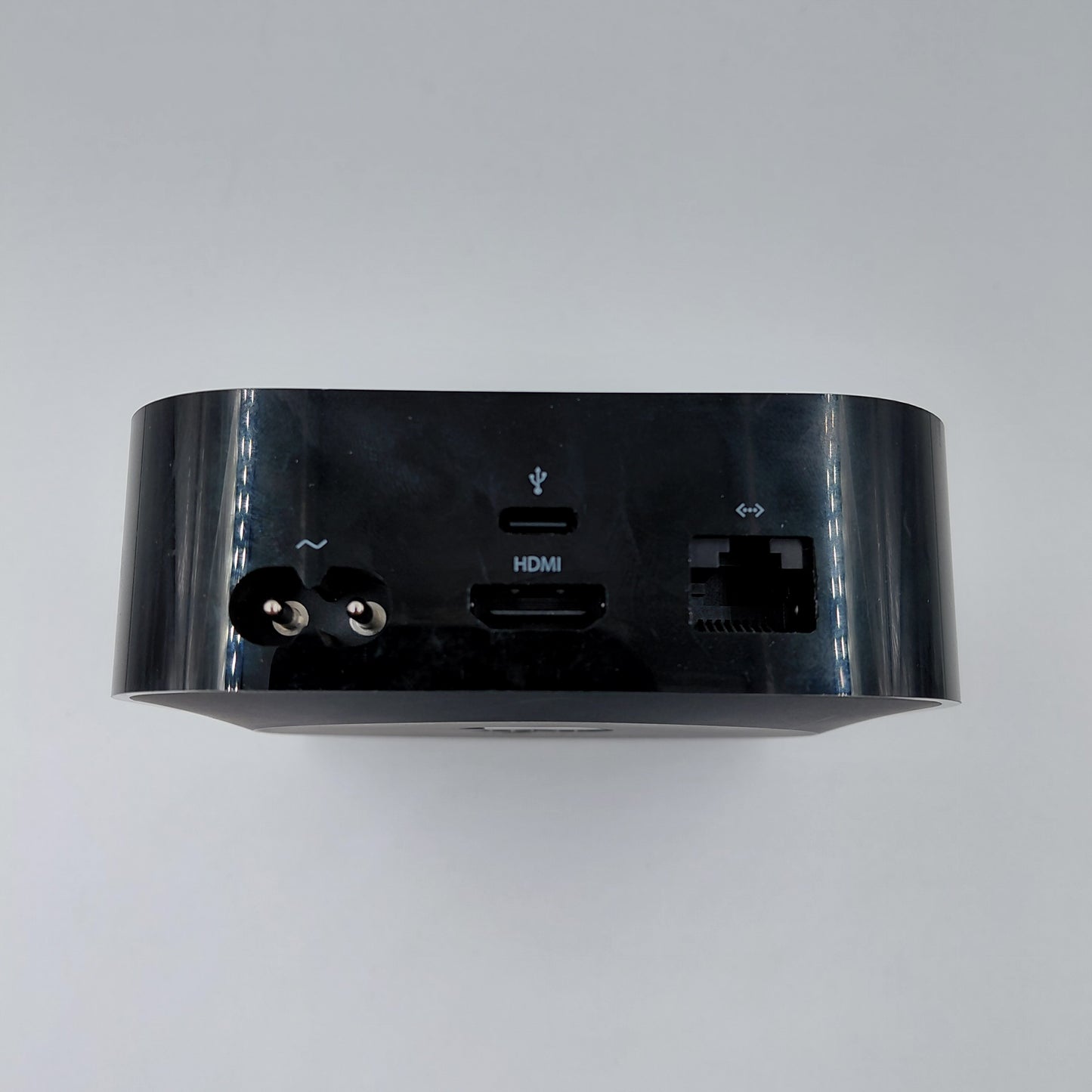 Apple TV HD 4th Gen 32GB Digital HD Media Streamer A1625 WiFi + Ethernet