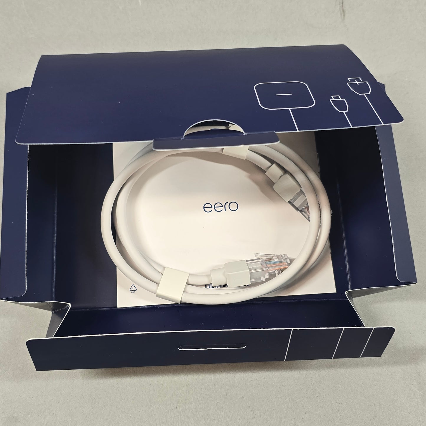 eero 6+ Dual Band R010211 Mesh WiFi Router