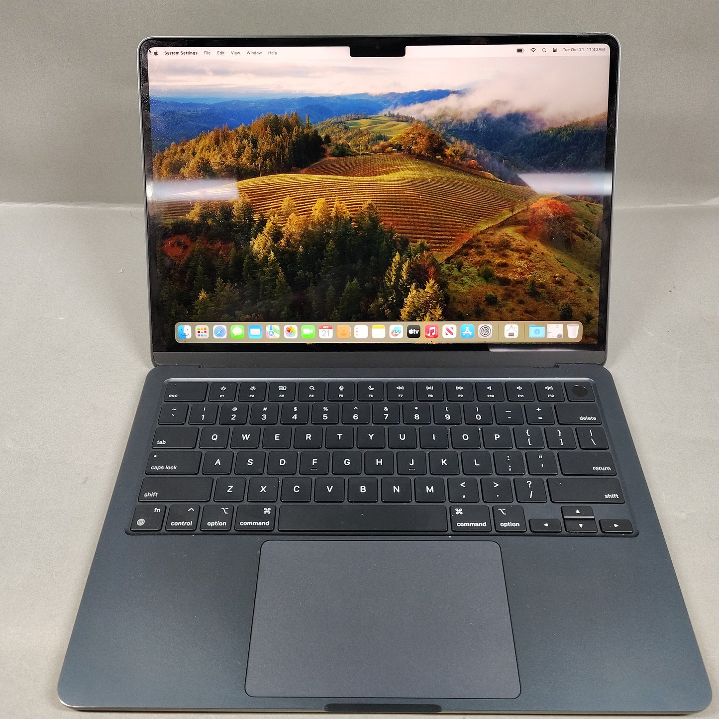 2022 Apple MacBook Pro 13.6" M2 8C GPU 3.5GHz 8GB RAM 250GB SSD A2681