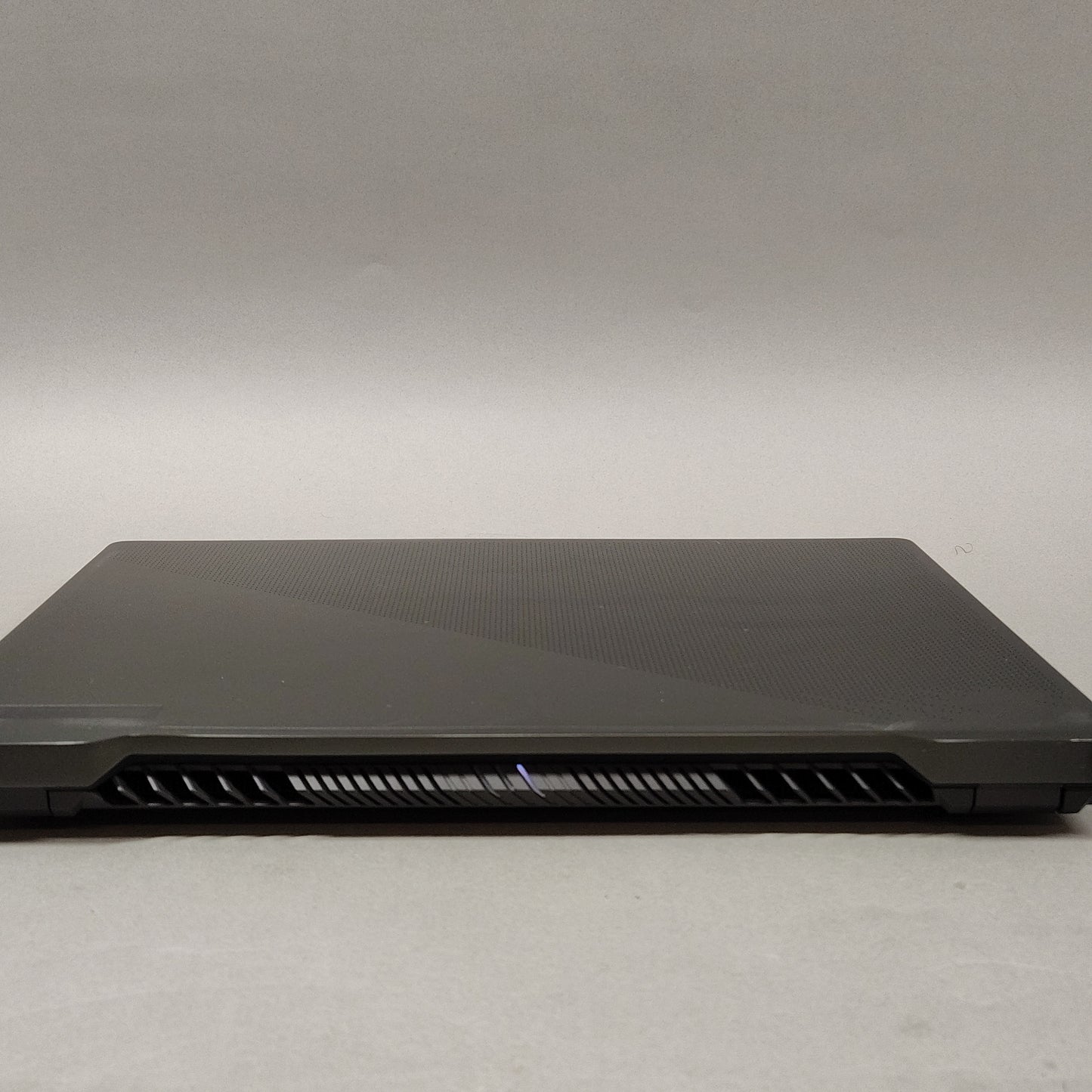 ASUS ROG Zephyrus G16 16" i7-13620H 2.4GHz 16GB RAM 512GB SSD GeForce RTX 4070