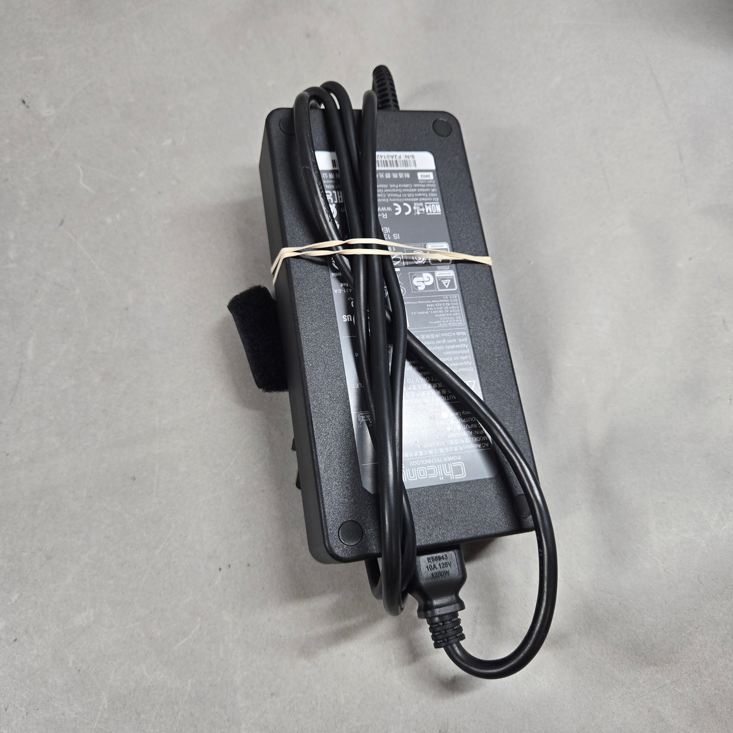 Xidax Laptop NP70SND i9-14900HX 2.2GHz 64GB RAM 2TB SSD 1TB SSD GeForce RTX 4060