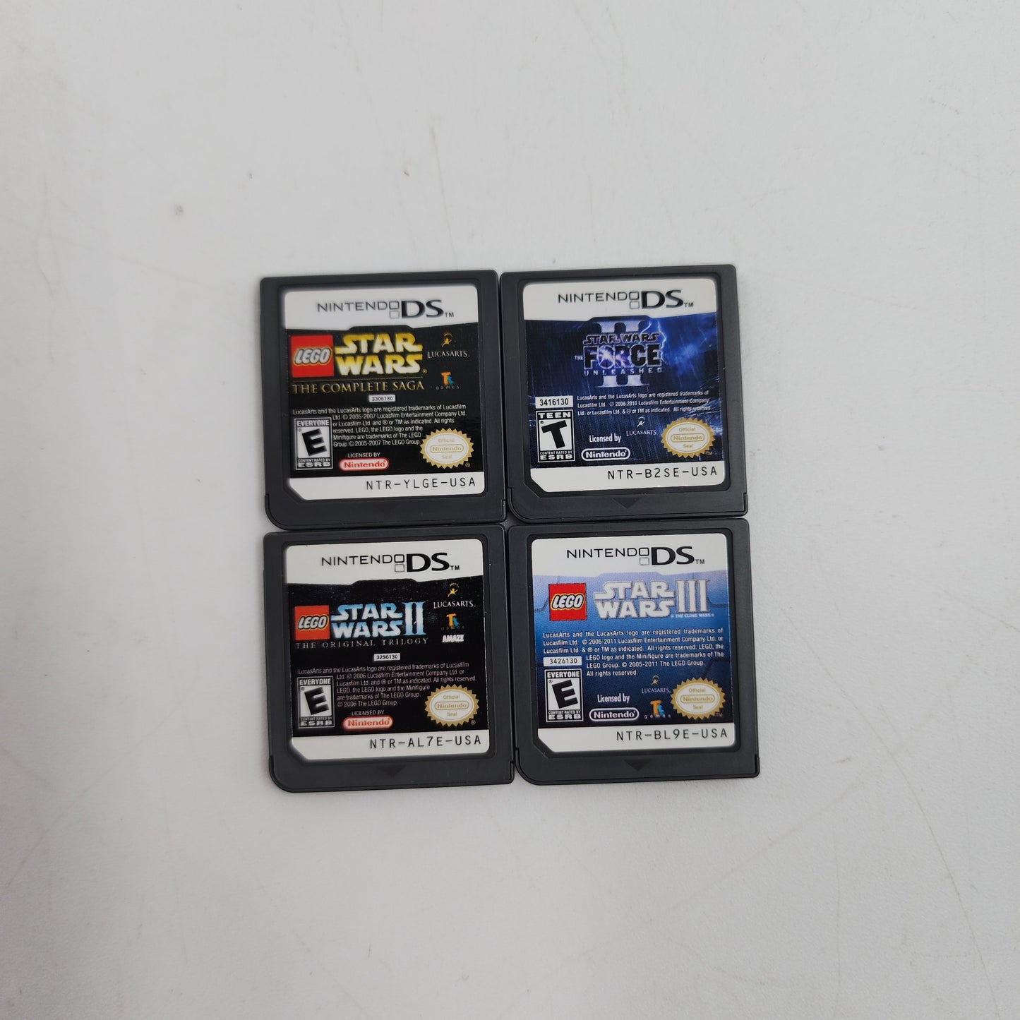 Nintendo DS Lite USG-USA-1 Black/Red Yellowed Lower Screen with Star Wars Games