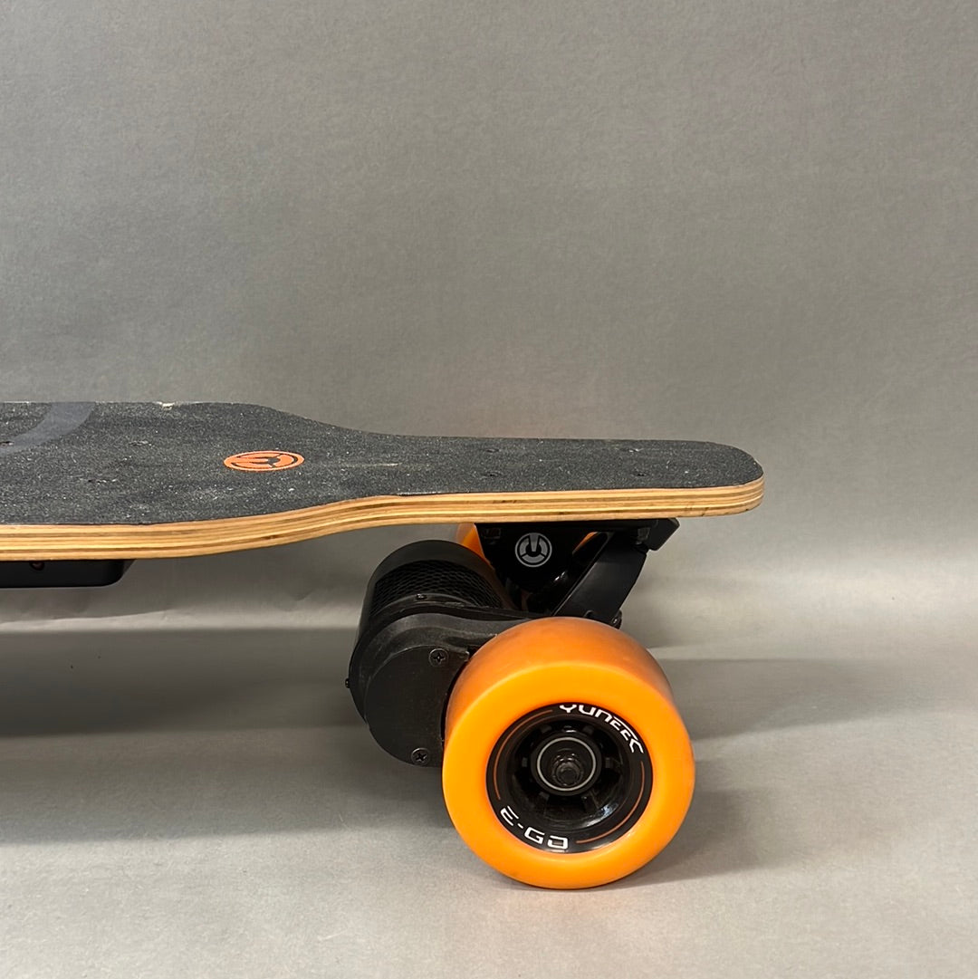 Yuneec E-go Electric Longboard Skateboard Remote And Charger