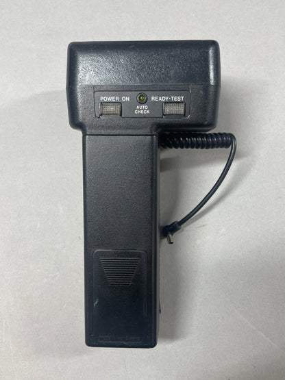 Nikon EM