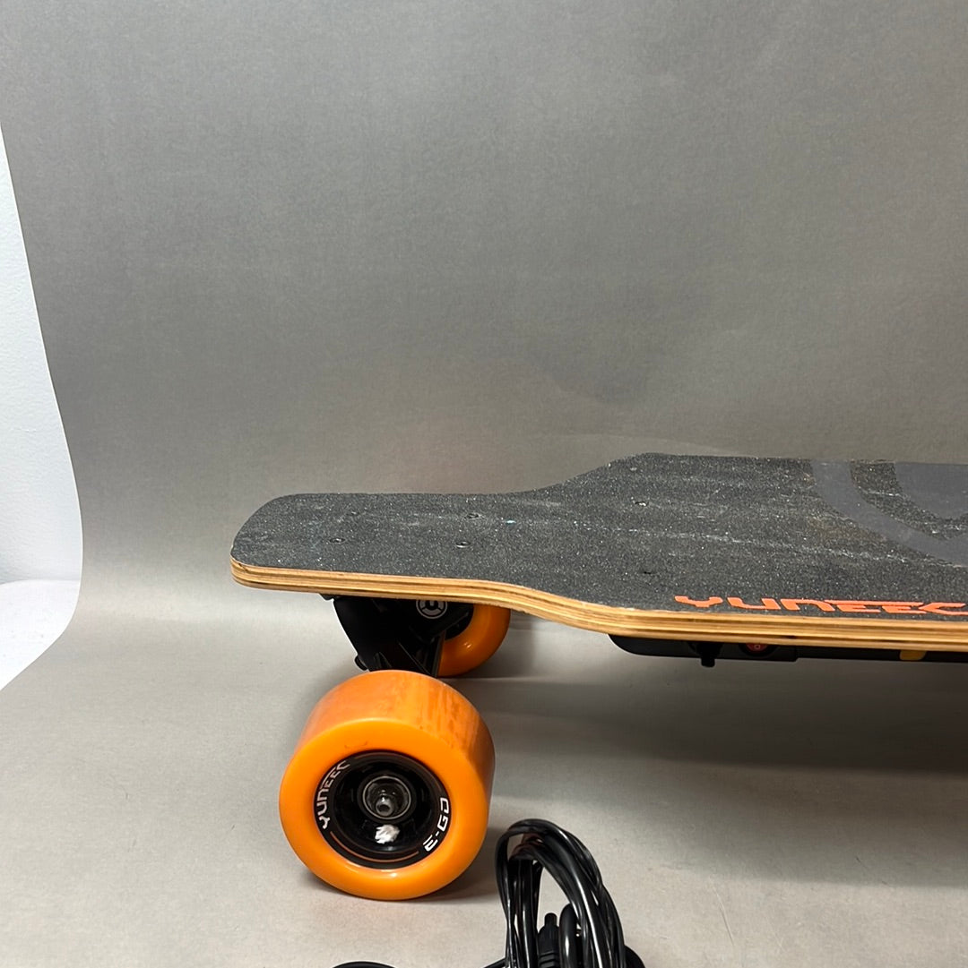 Yuneec E-go Electric Longboard Skateboard Remote And Charger