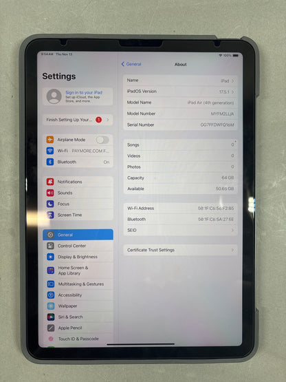 WiFi Only Apple iPad Air 4th Gen 64GB Space Gray W/Keyboard