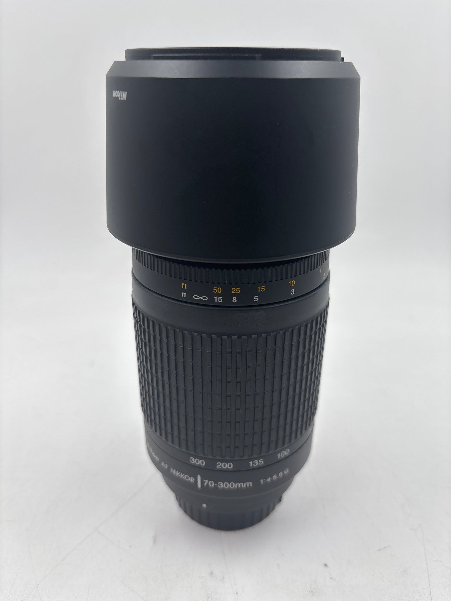 Nikon AF NIKKOR 70-300mm f/4-5.6G Manual Lens