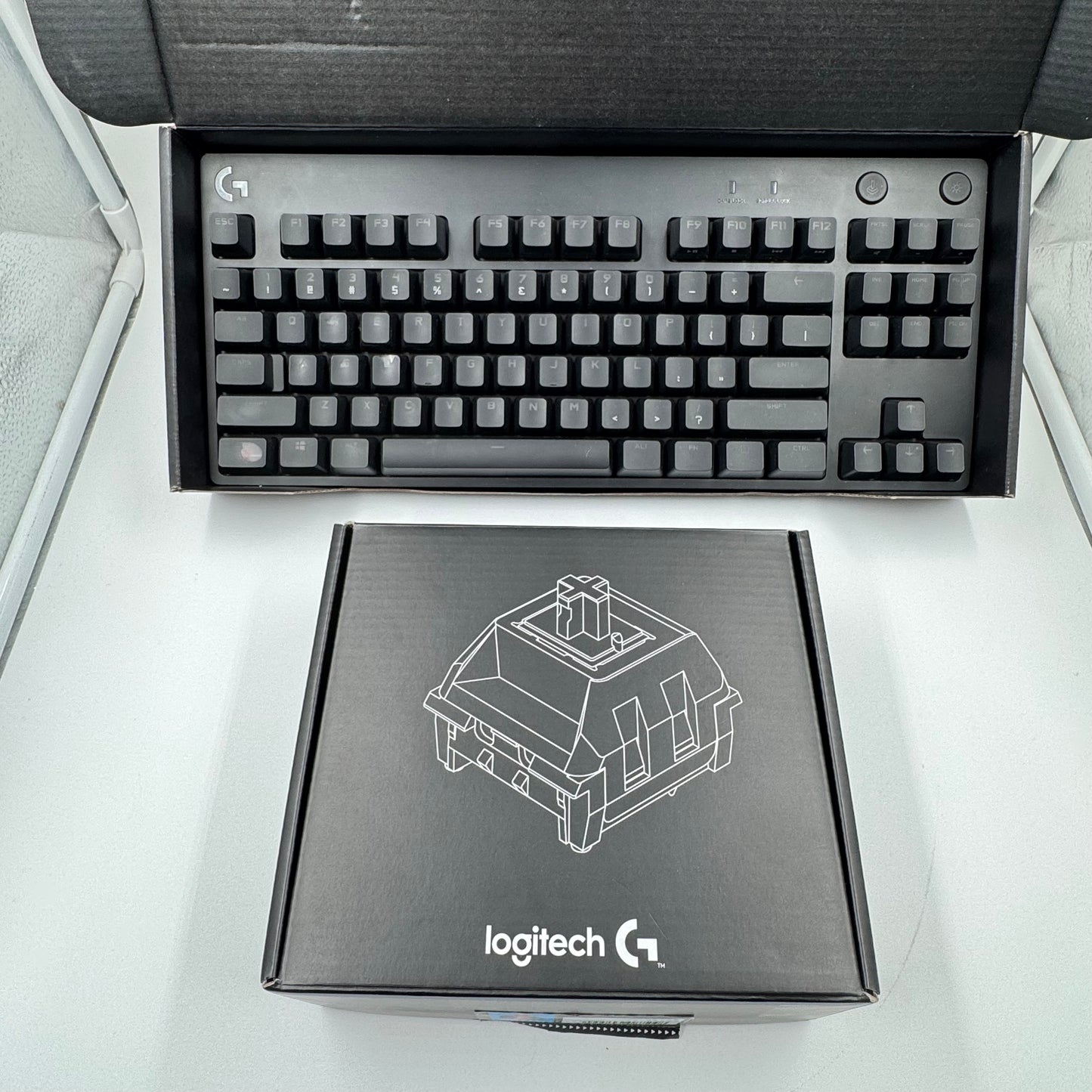 Logitech Pro X Keyboard 