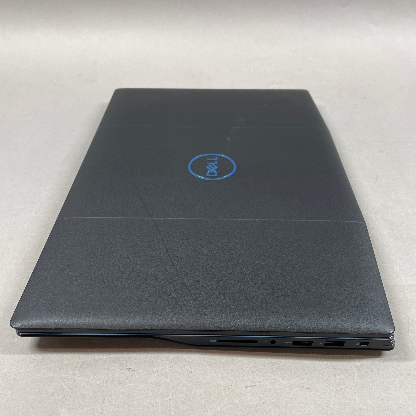 Dell G3 15 13 7390 2-IN-1 i5--10300H 8GB RAM 256GB GeForce GTX 1650 Ti