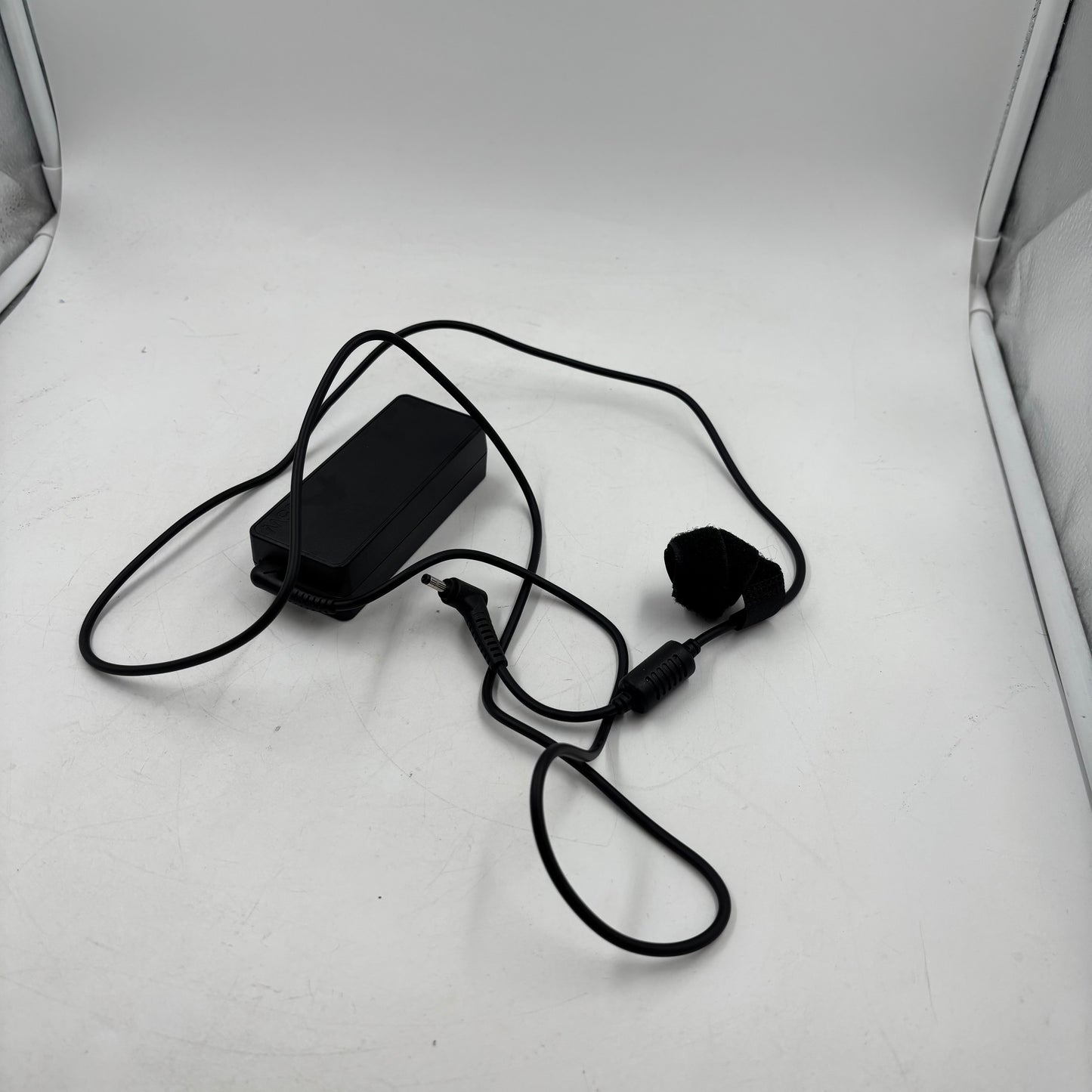 Lenovo IdeaPad 1 11" Ryzen 5 7520U 1.0GHz 16GB RAM 250GB amd radeon.