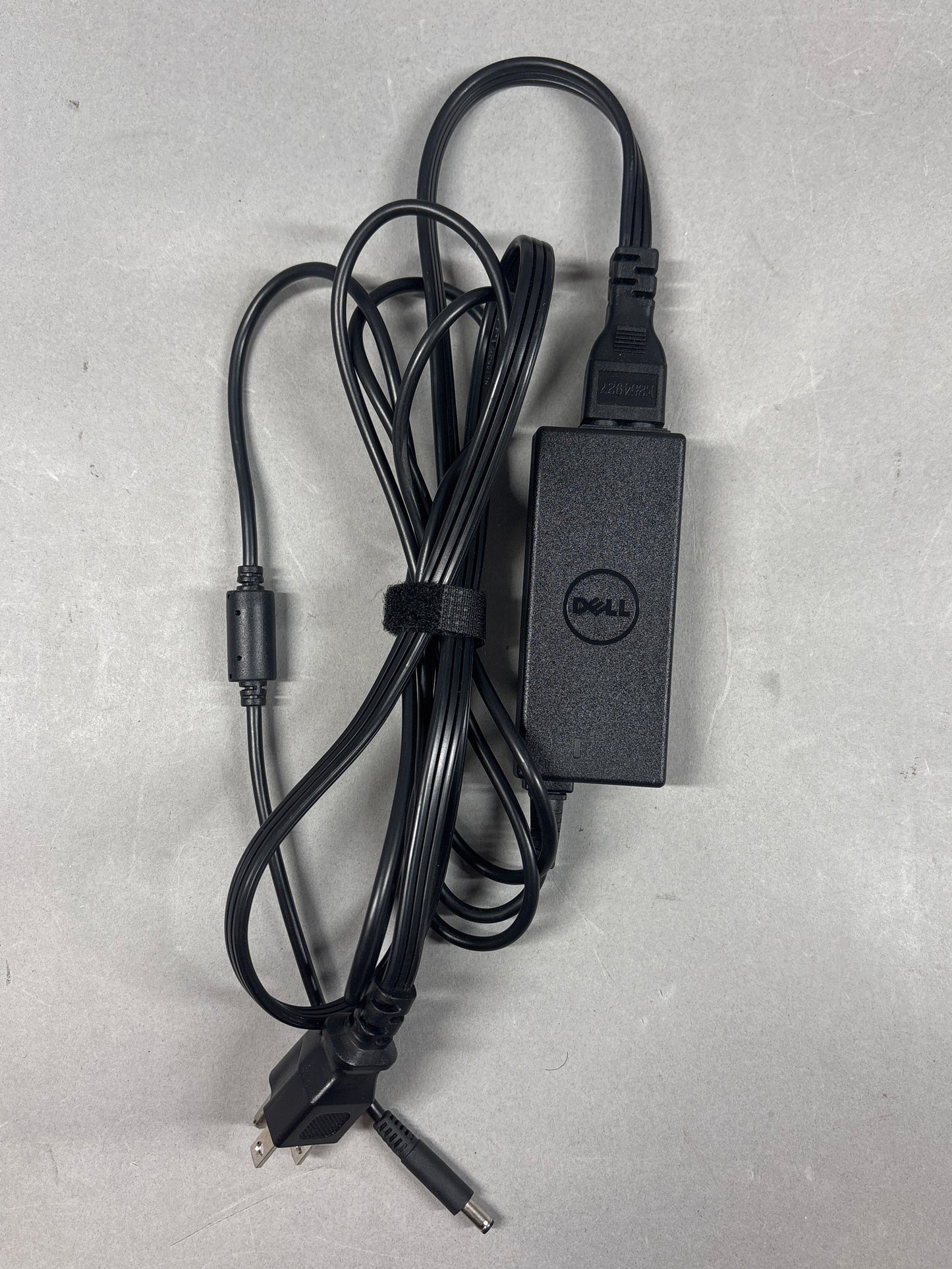 Dell Inspiron 15 3000 15.6" i5-7200U 2.5GHz 8GB RAM 2TB Intel HD Graphics 620.