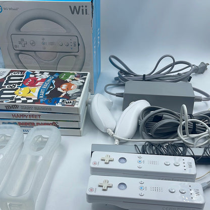 Bundle Nintendo Wii Video Game Console RVL-001 White