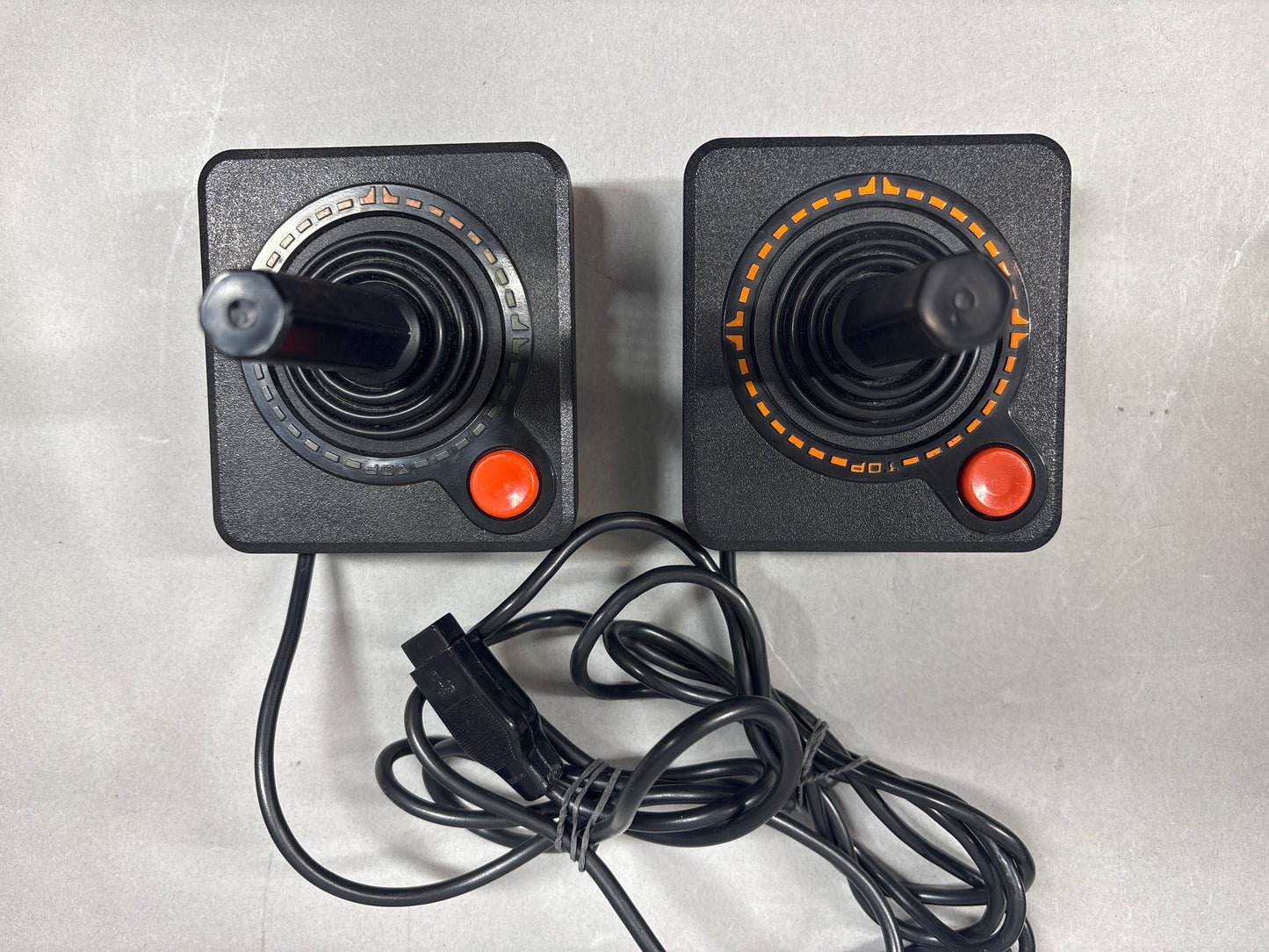 Atari 2600 Gaming Console XR22