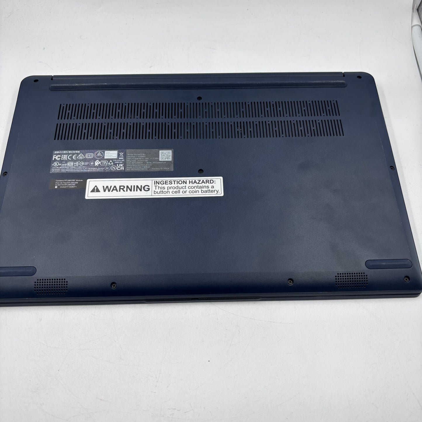 Lenovo IdeaPad 1 11" Ryzen 5 7520U 1.0GHz 16GB RAM 250GB amd radeon.