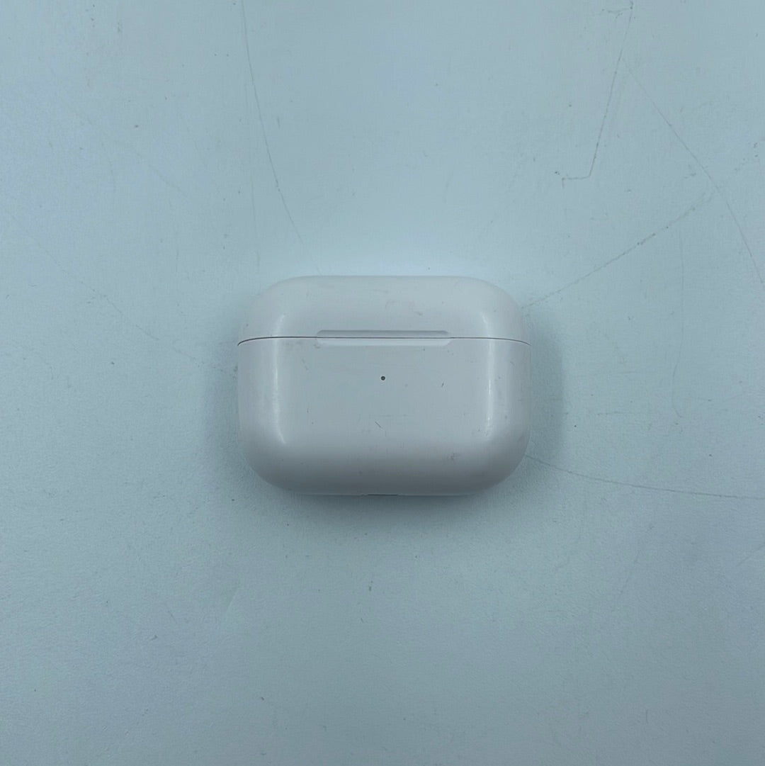 Apple AirPods Pro 1st Gen With Wireless Charging Case