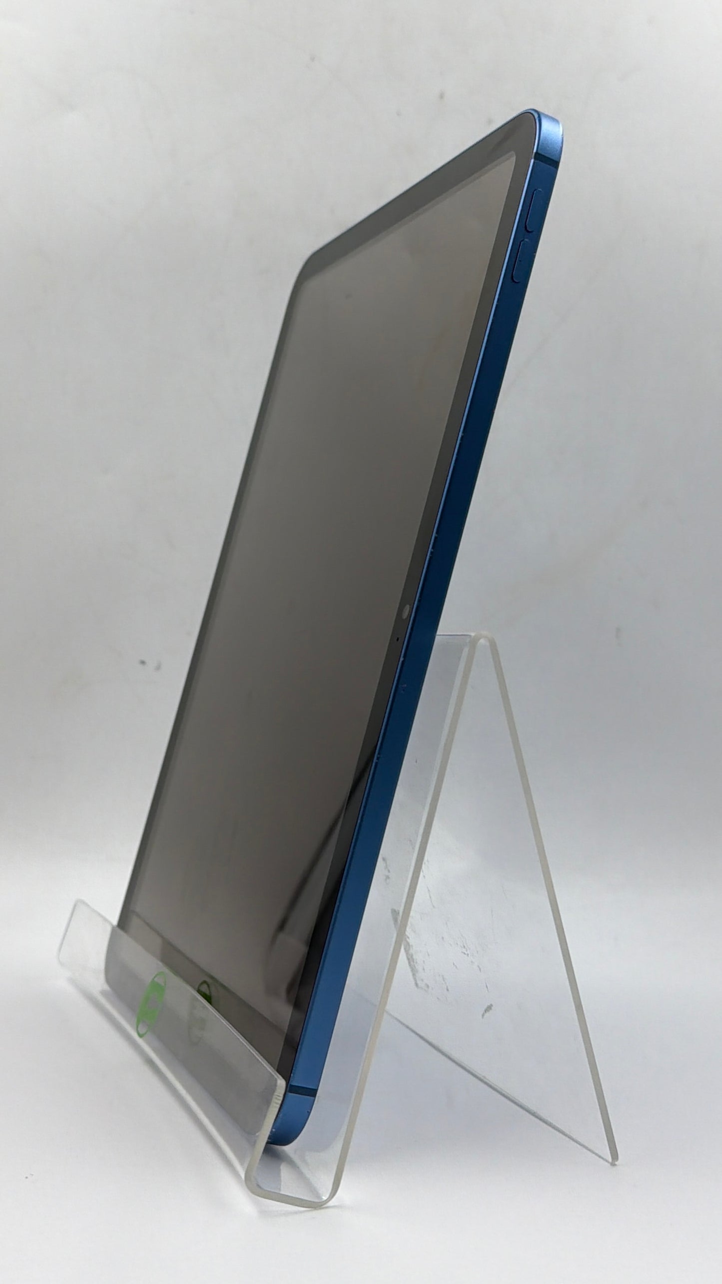 Unlocked Apple iPad Pro 11" 3rd Gen 128GB Blue MD7G4LL/A