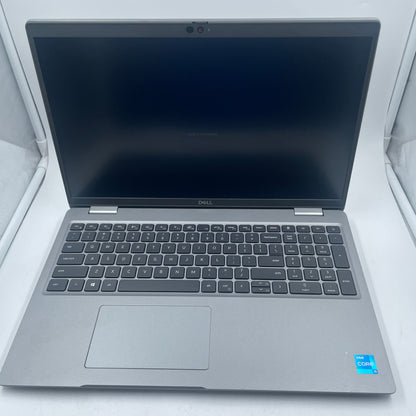 Dell Latitude 5520 16" i5-1135G7 2.4GHz 8GB RAM 320GB Intel HD Graphics Family