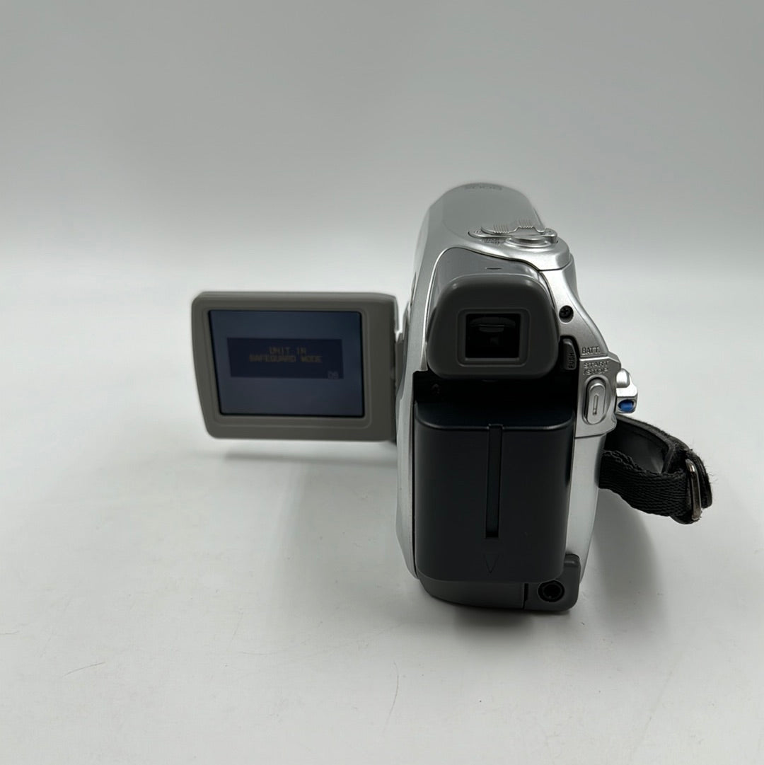 JVC GR-D350U Digital Video Camera 32x Mini Dv Camcorder